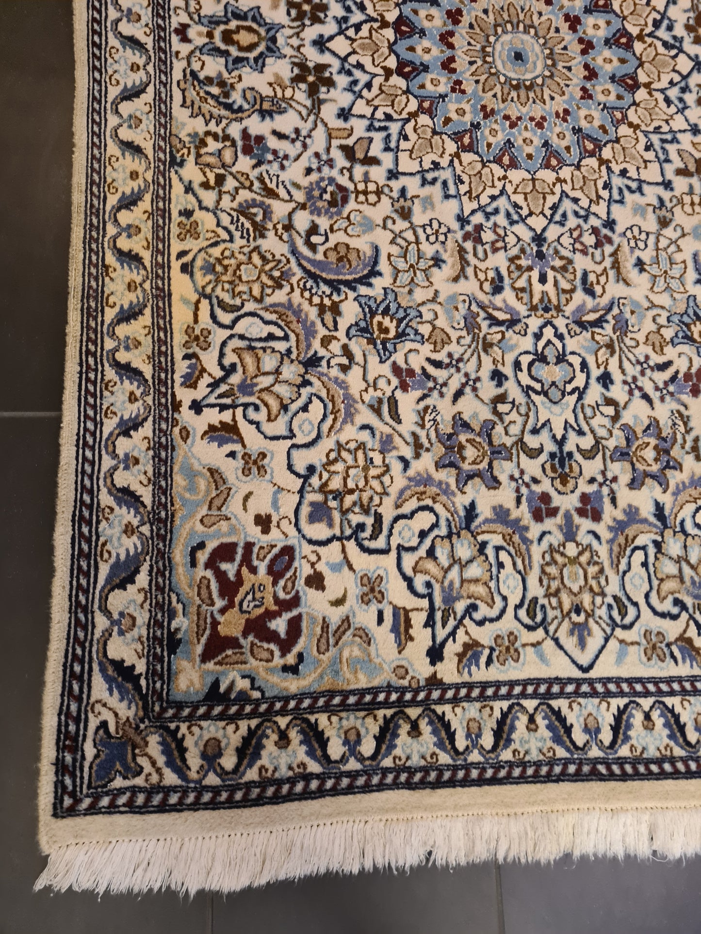 Perserteppich Orientteppich Handgeknüpfter Teppich Nain 200x120cm