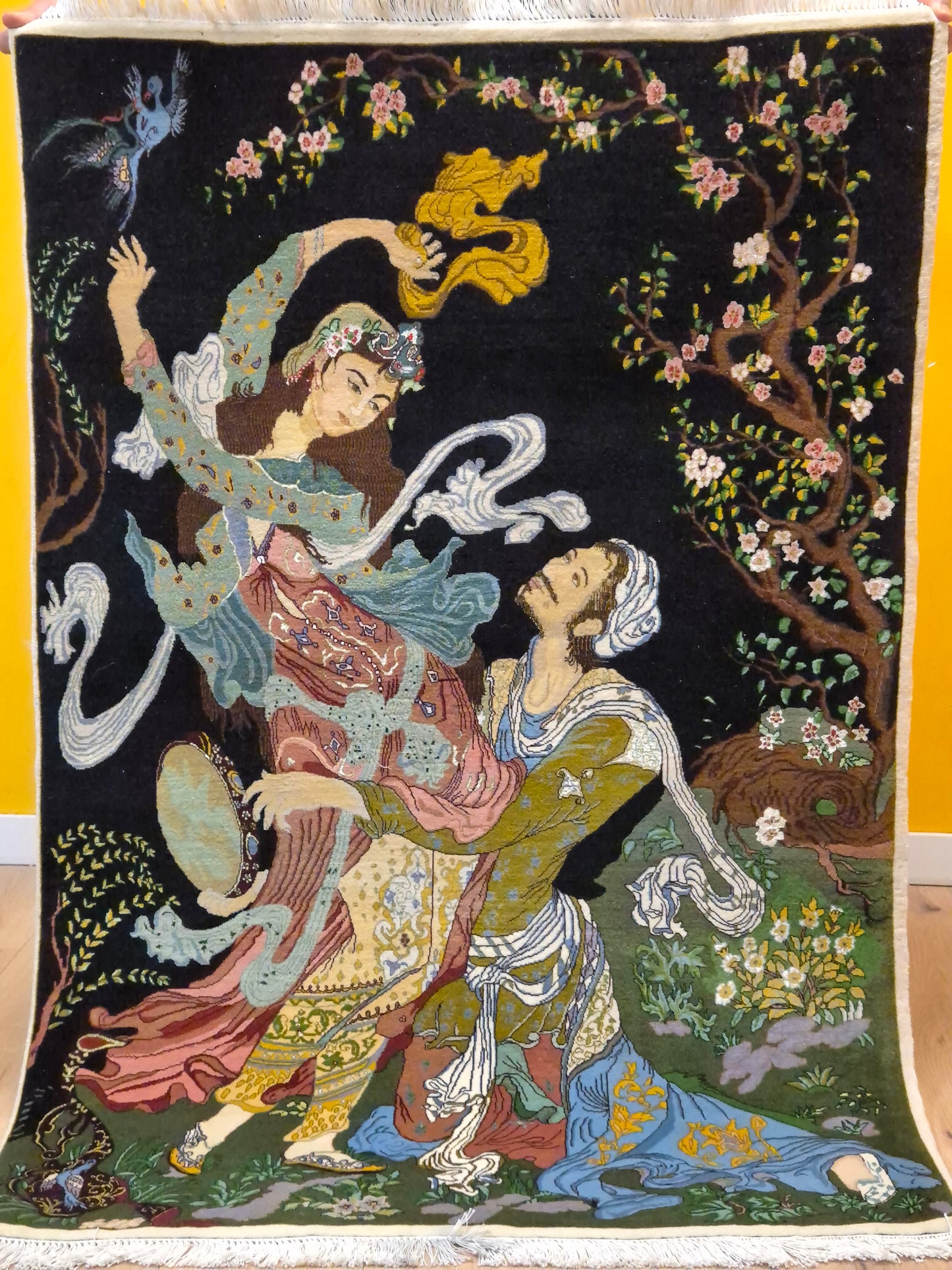 Täbriz Teppich Korkwolle mit Seide figürliche Darstellung