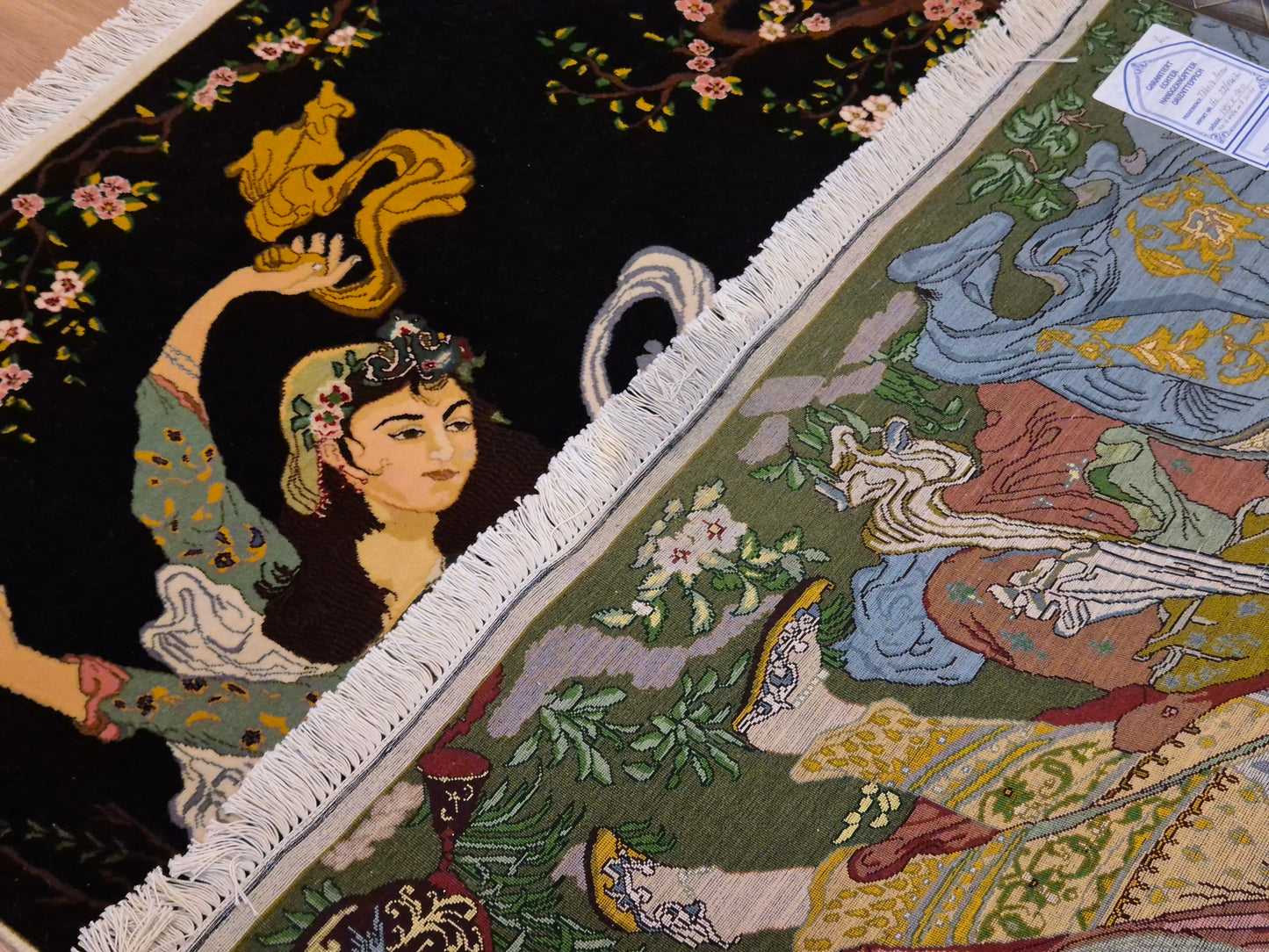 Täbriz Teppich Korkwolle mit Seide figürliche Darstellung