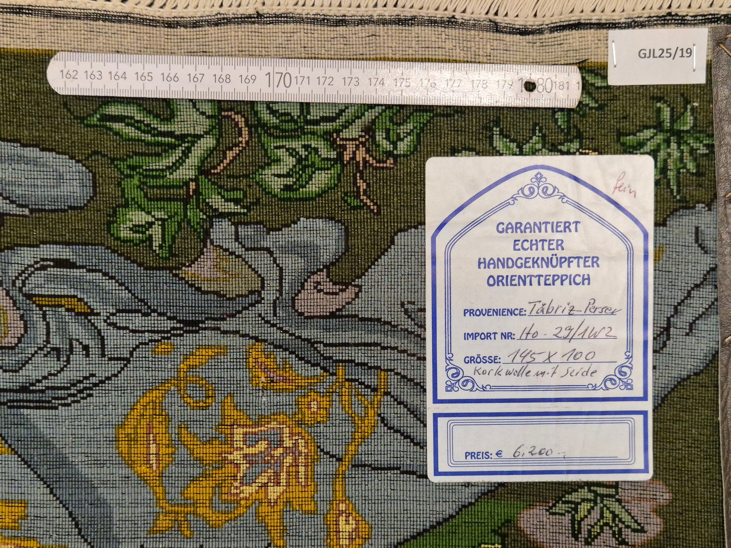 Täbriz Teppich Korkwolle mit Seide figürliche Darstellung