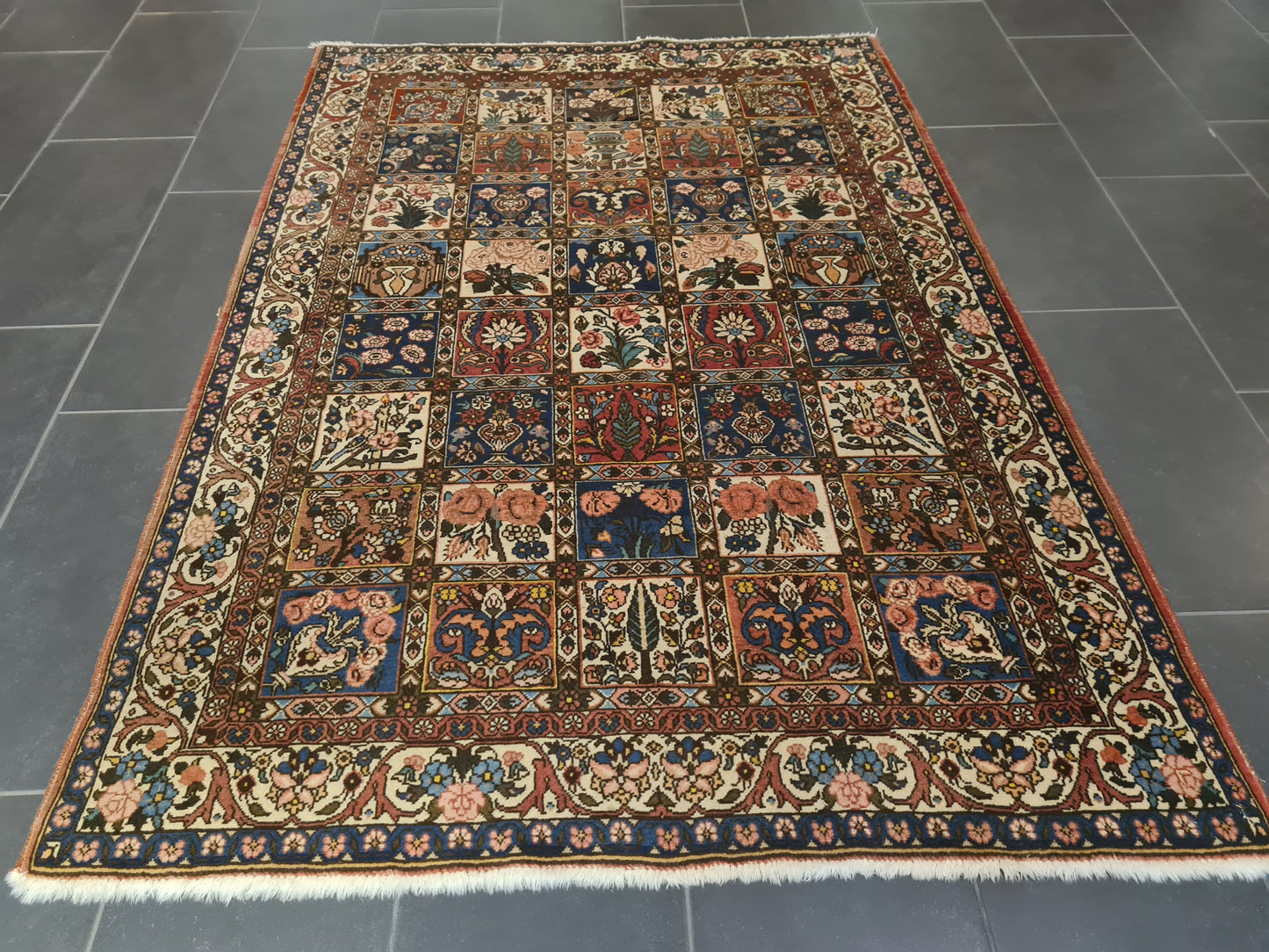 Perserteppich Orientteppich Handgeknüpfter Teppich Bachtiar 190x135cm