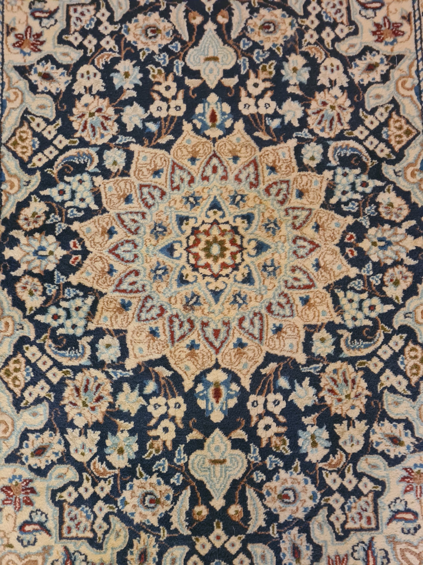 Perserteppich Orientteppich Handgeknüpfter Teppich Nain 130x90cm