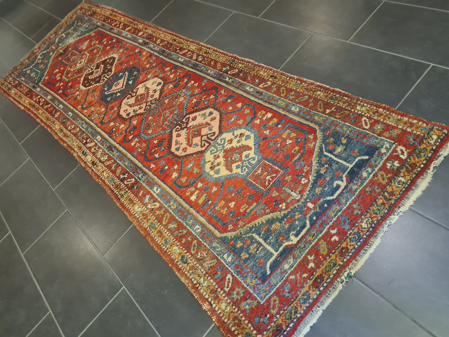 Perserteppich Orientteppich Handgeknüpfter Teppich Heris 305x105cm