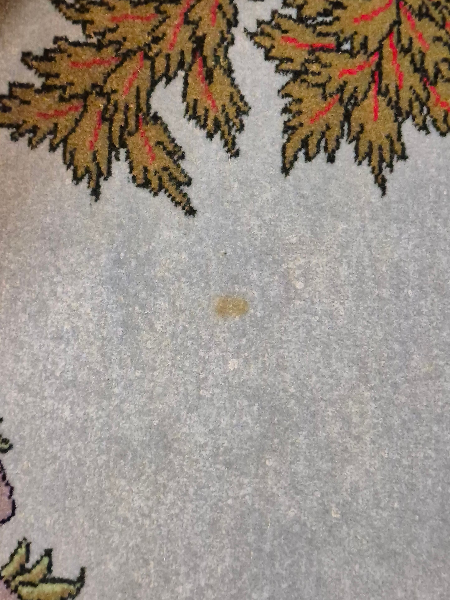 Täbriz Teppich Korkwolle figürliche Szene signiert 127×104 cm