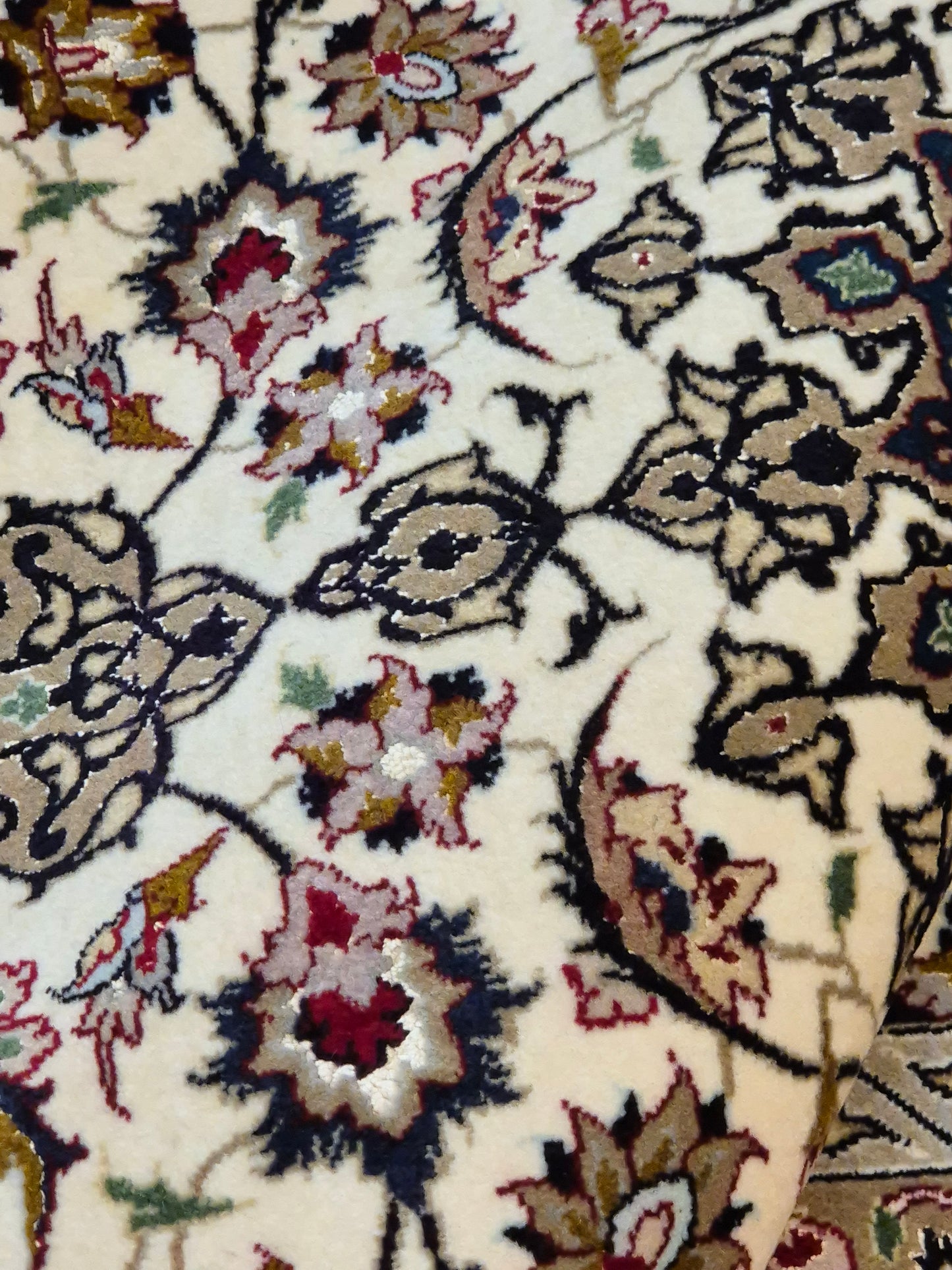 Täbriz Teppich Korkwolle und Seide florales Medaillon