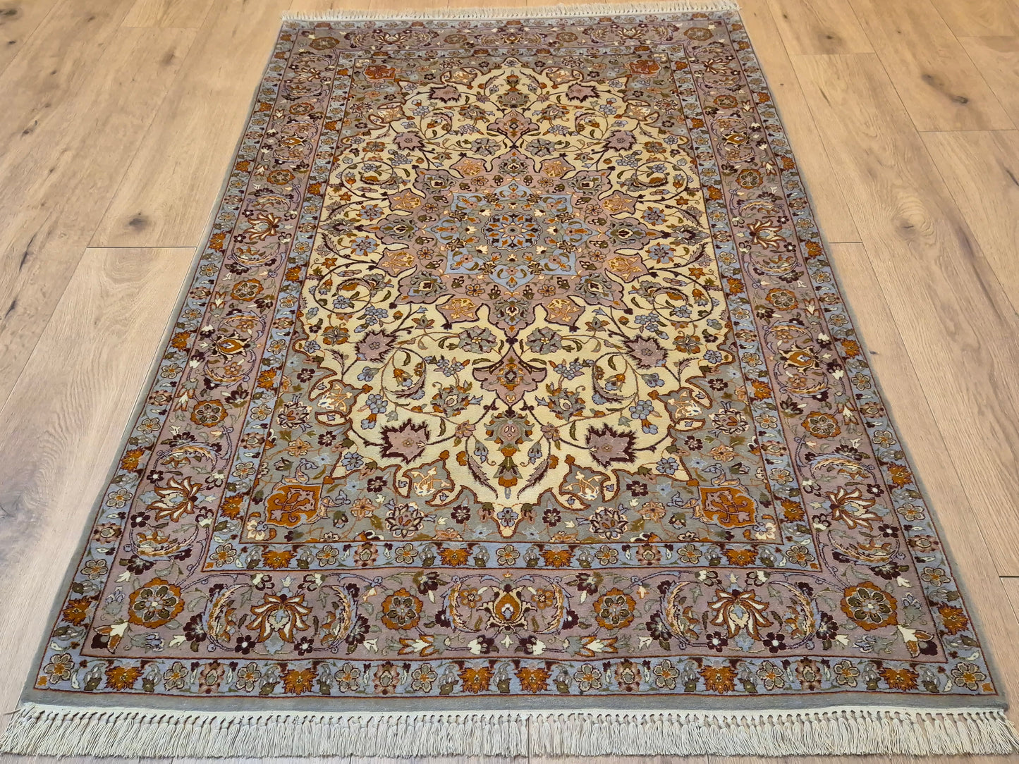 Isfahan Teppich Korkwolle mit Seide auf Seide feine Knüpfung