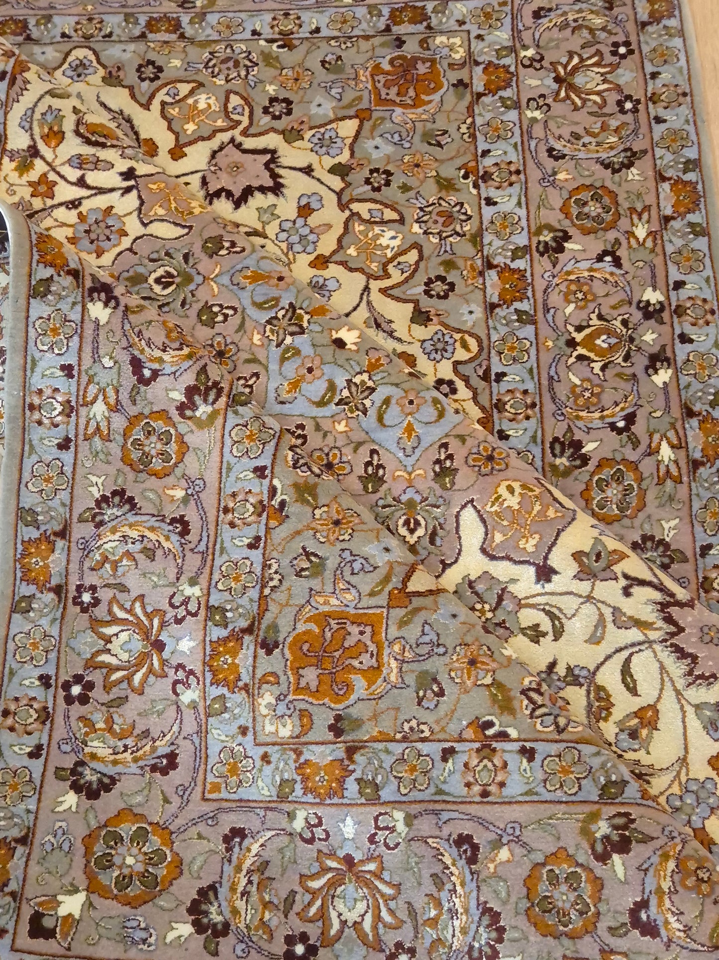 Isfahan Teppich Korkwolle mit Seide auf Seide feine Knüpfung