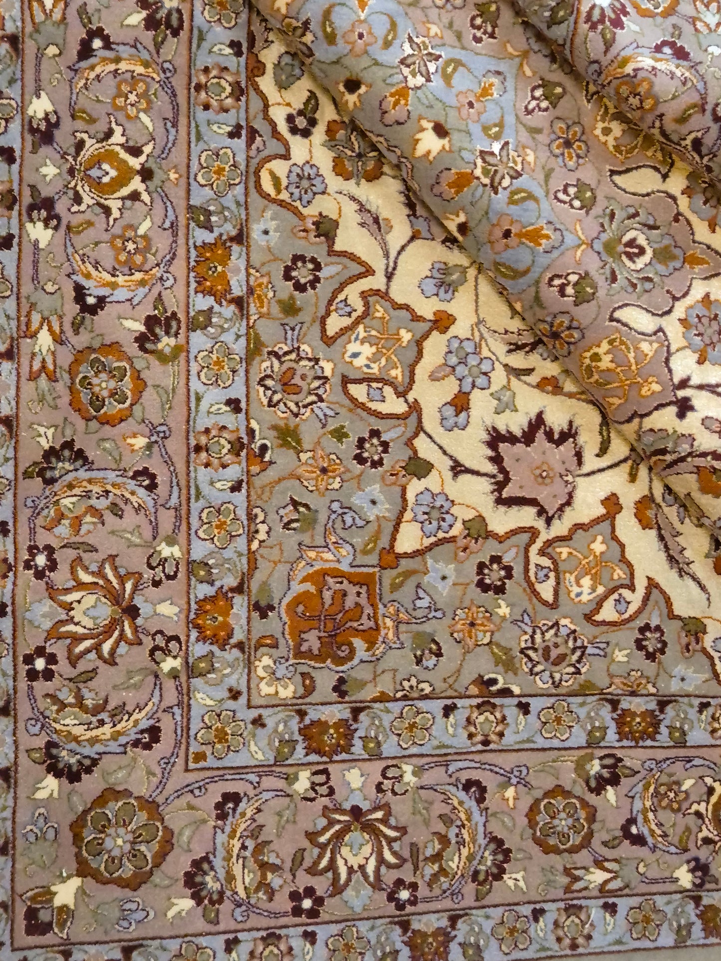 Isfahan Teppich Korkwolle mit Seide auf Seide feine Knüpfung