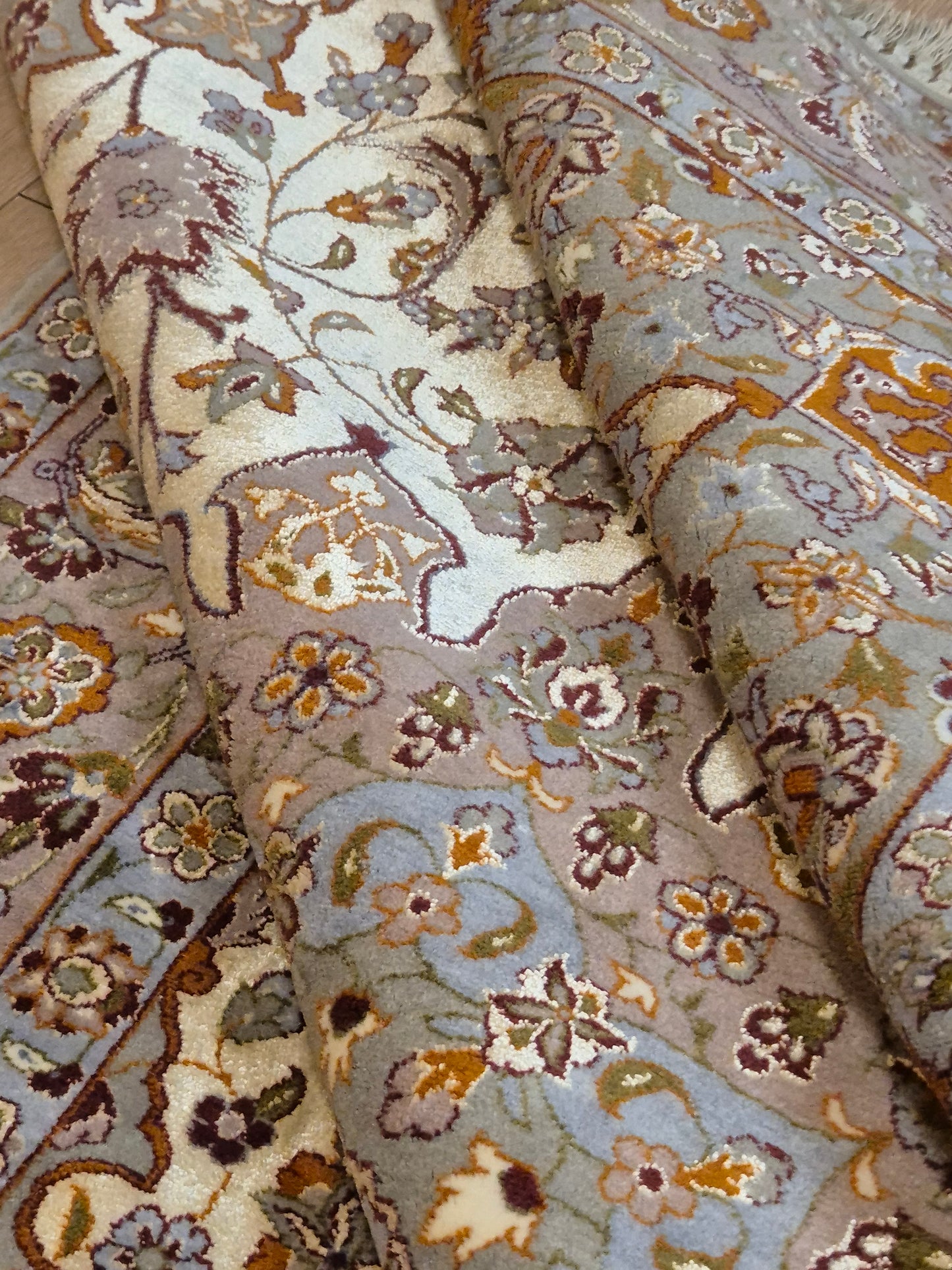 Isfahan Teppich Korkwolle mit Seide auf Seide feine Knüpfung