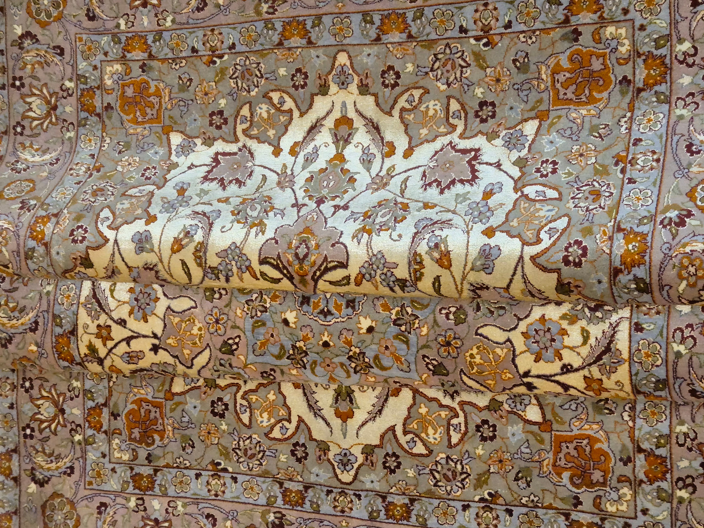 Isfahan Teppich Korkwolle mit Seide auf Seide feine Knüpfung