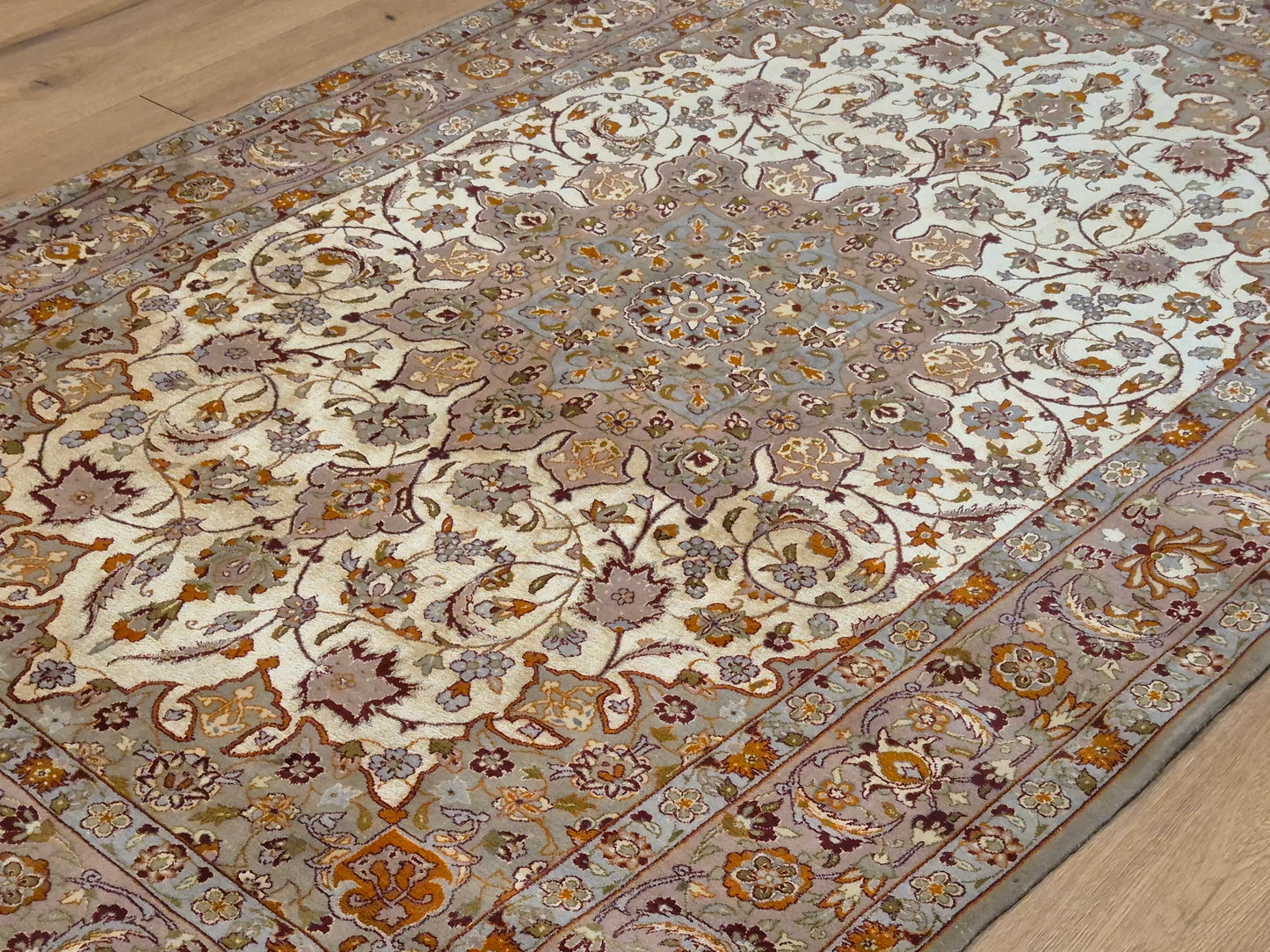 Isfahan Teppich Korkwolle mit Seide auf Seide feine Knüpfung