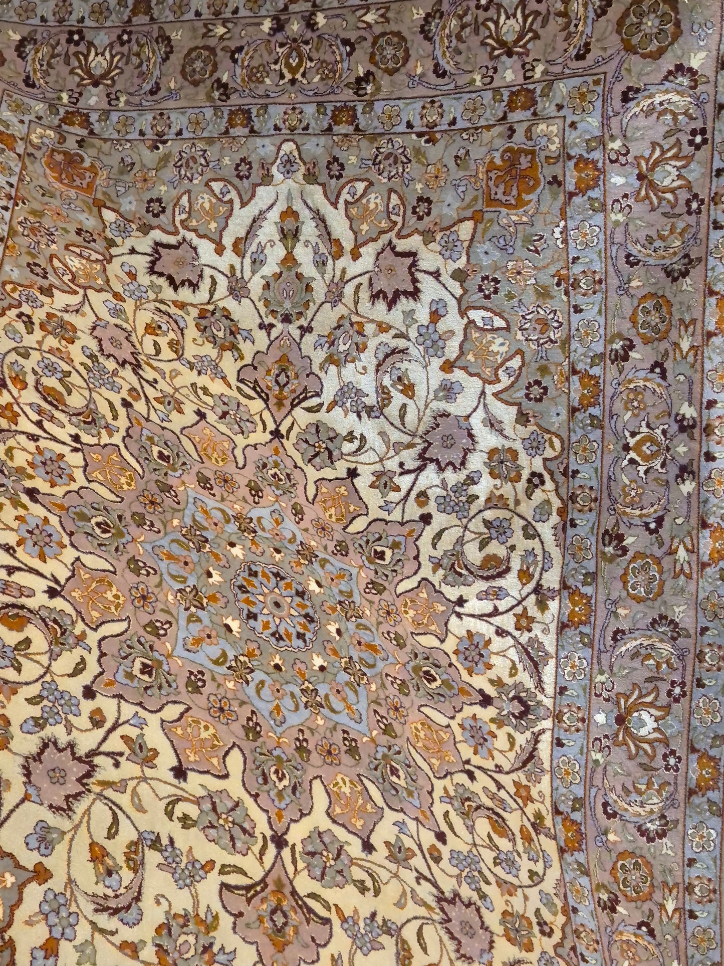 Isfahan Teppich Korkwolle mit Seide auf Seide feine Knüpfung