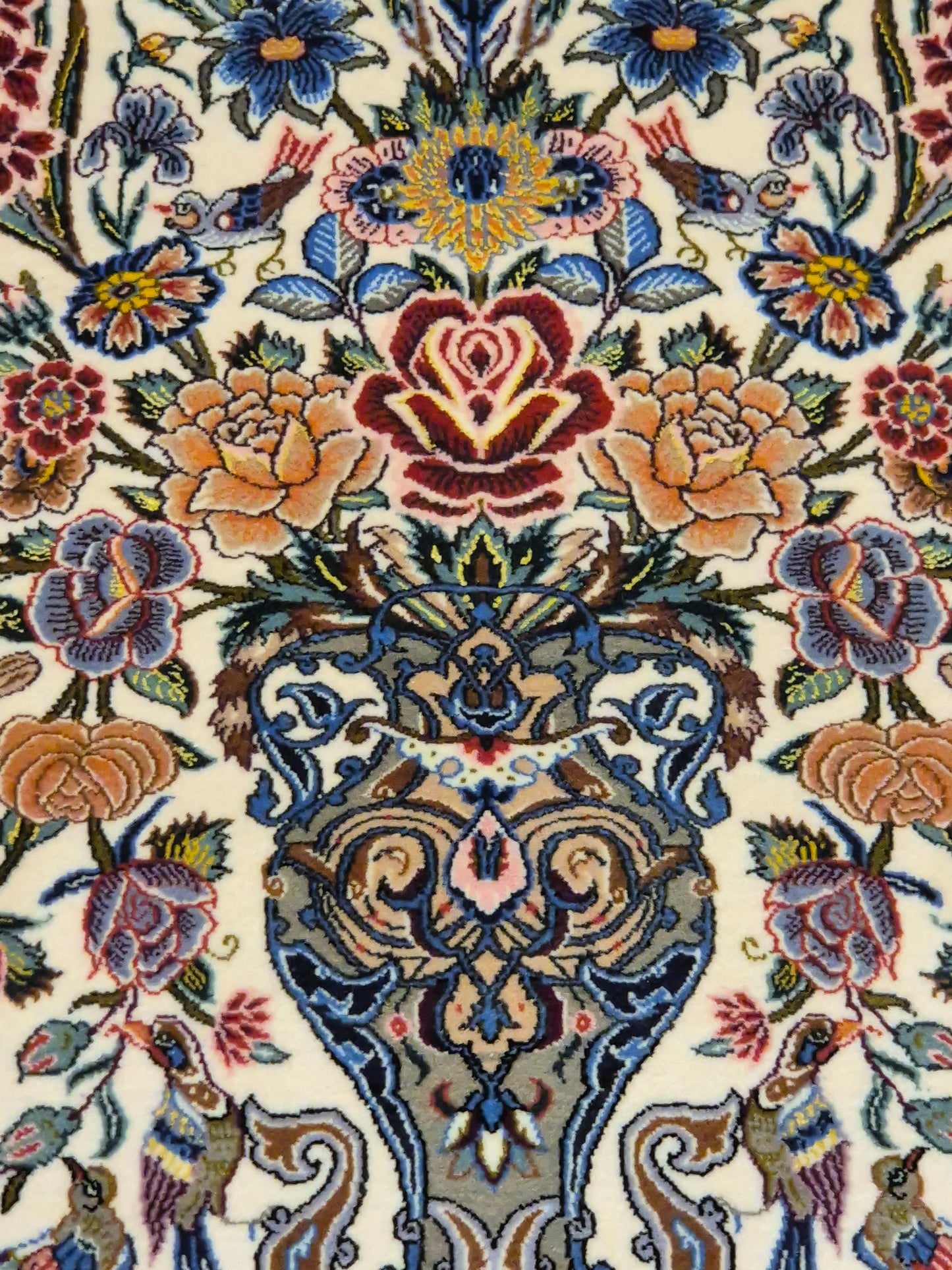 Isfahan Teppich Korkwolle Seide florales Medaillon feine Knüpfung