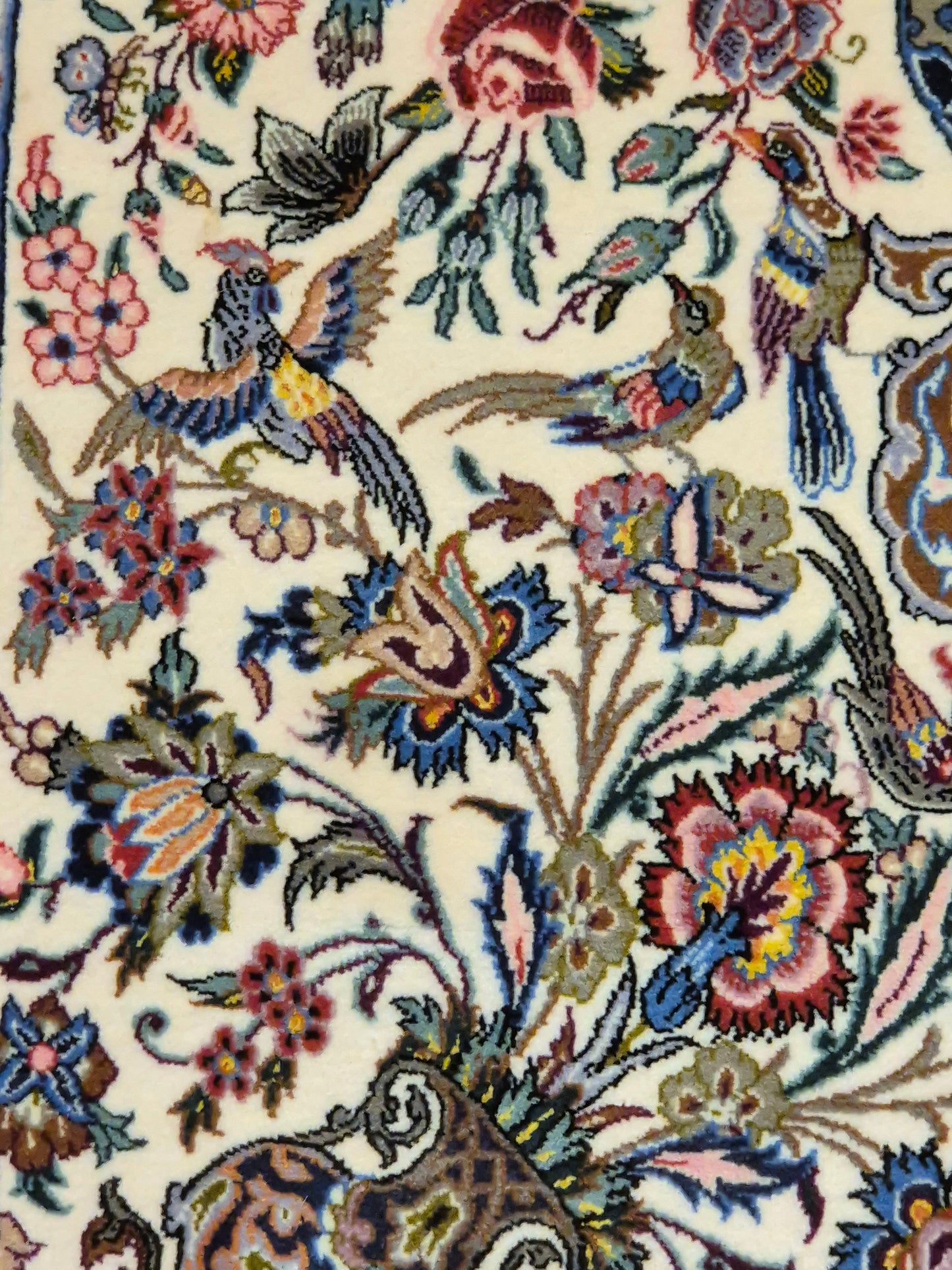 Isfahan Teppich Korkwolle Seide florales Medaillon feine Knüpfung