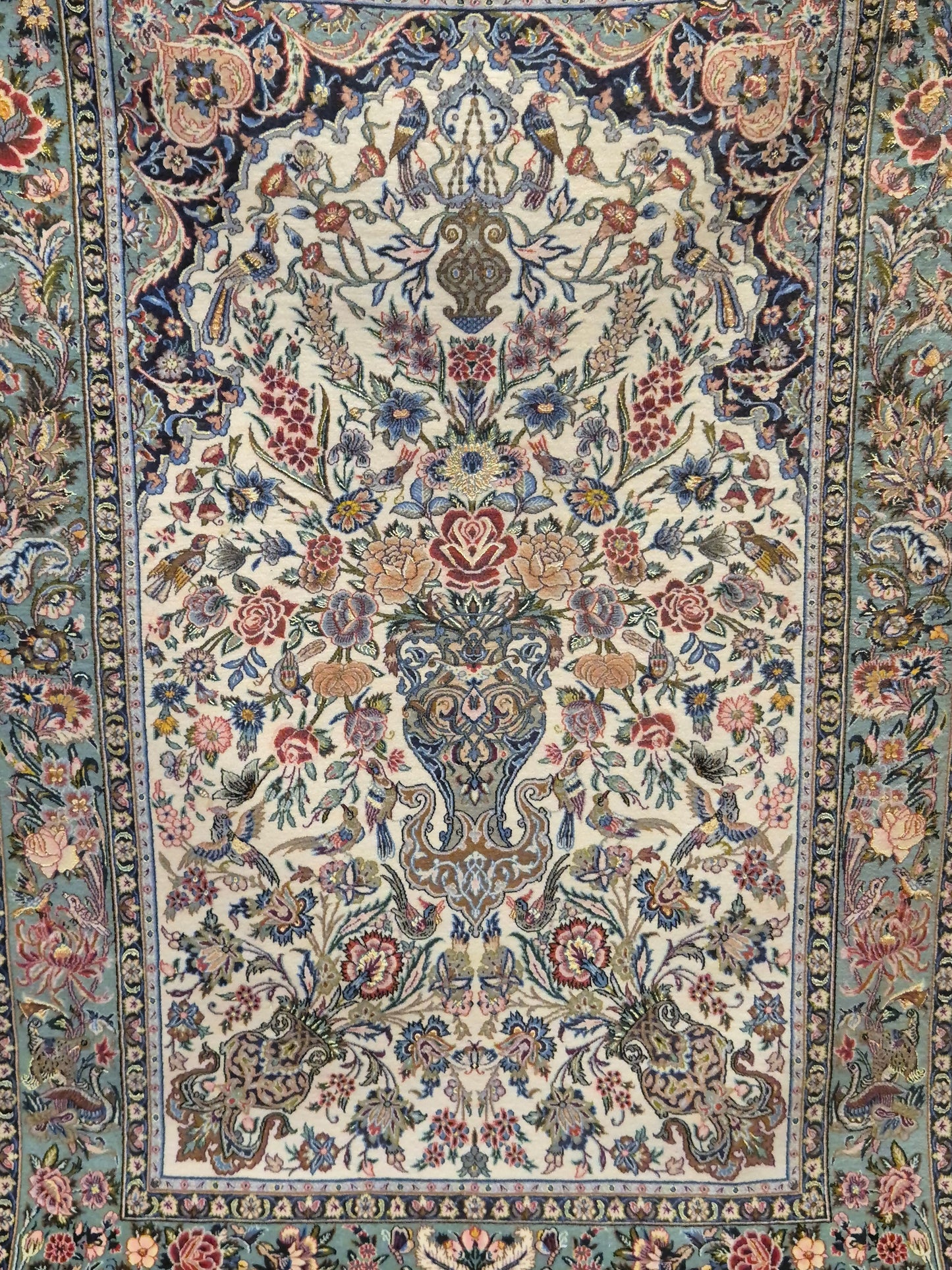 Isfahan Teppich Korkwolle Seide florales Medaillon feine Knüpfung