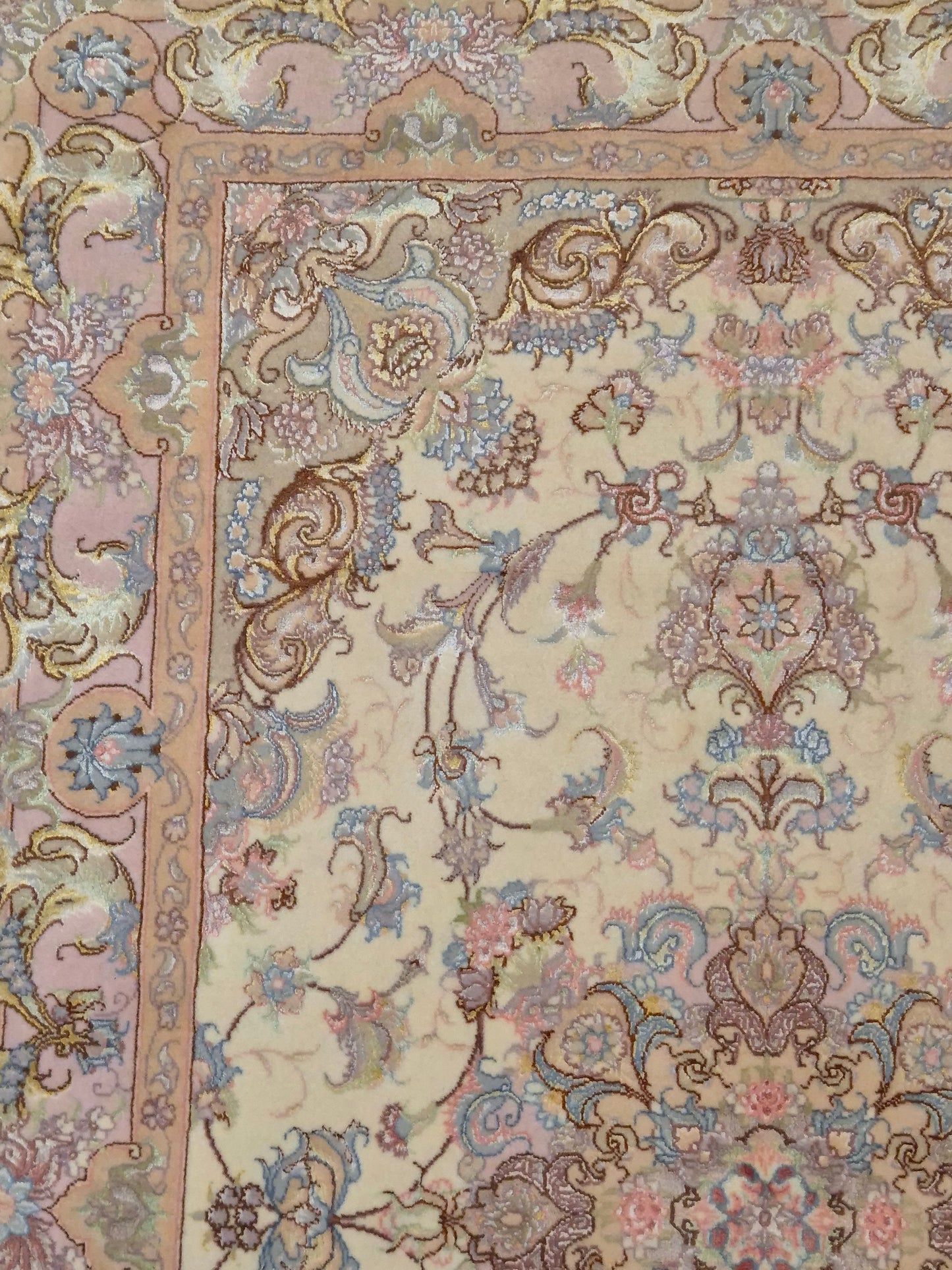 Täbriz Teppich Korkwolle Seide auf Seide feine Pastellfarben