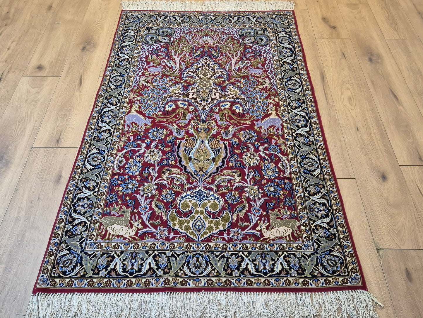 Isfahan Teppich Korkwolle Seide feine Handknüpfung