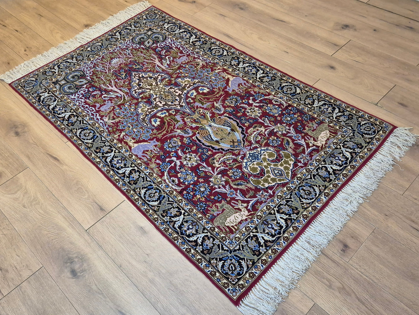 Isfahan Teppich Korkwolle Seide feine Handknüpfung