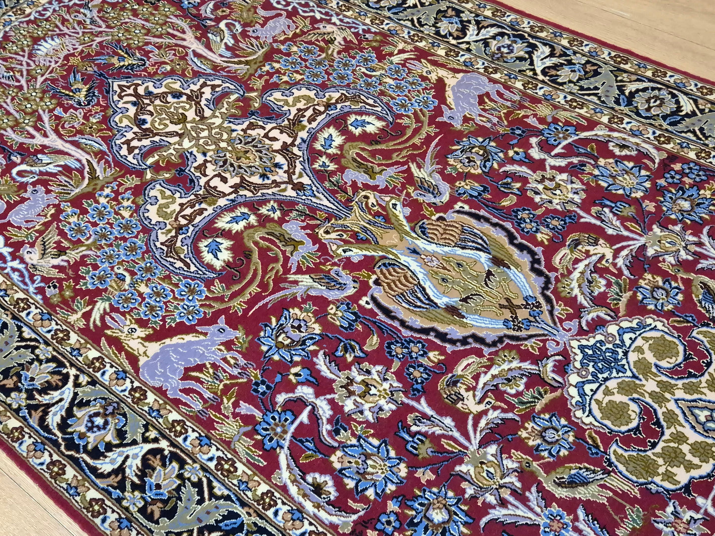 Isfahan Teppich Korkwolle Seide feine Handknüpfung