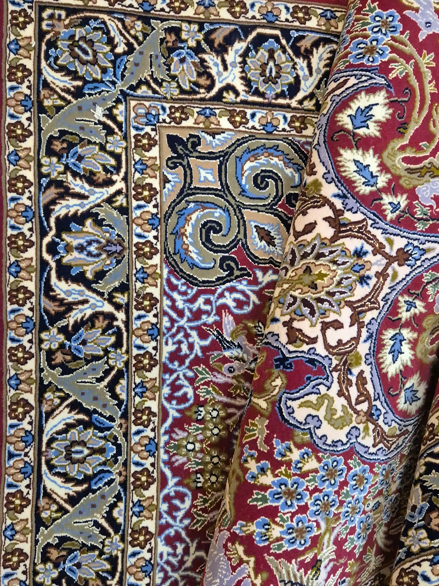 Isfahan Teppich Korkwolle Seide feine Handknüpfung