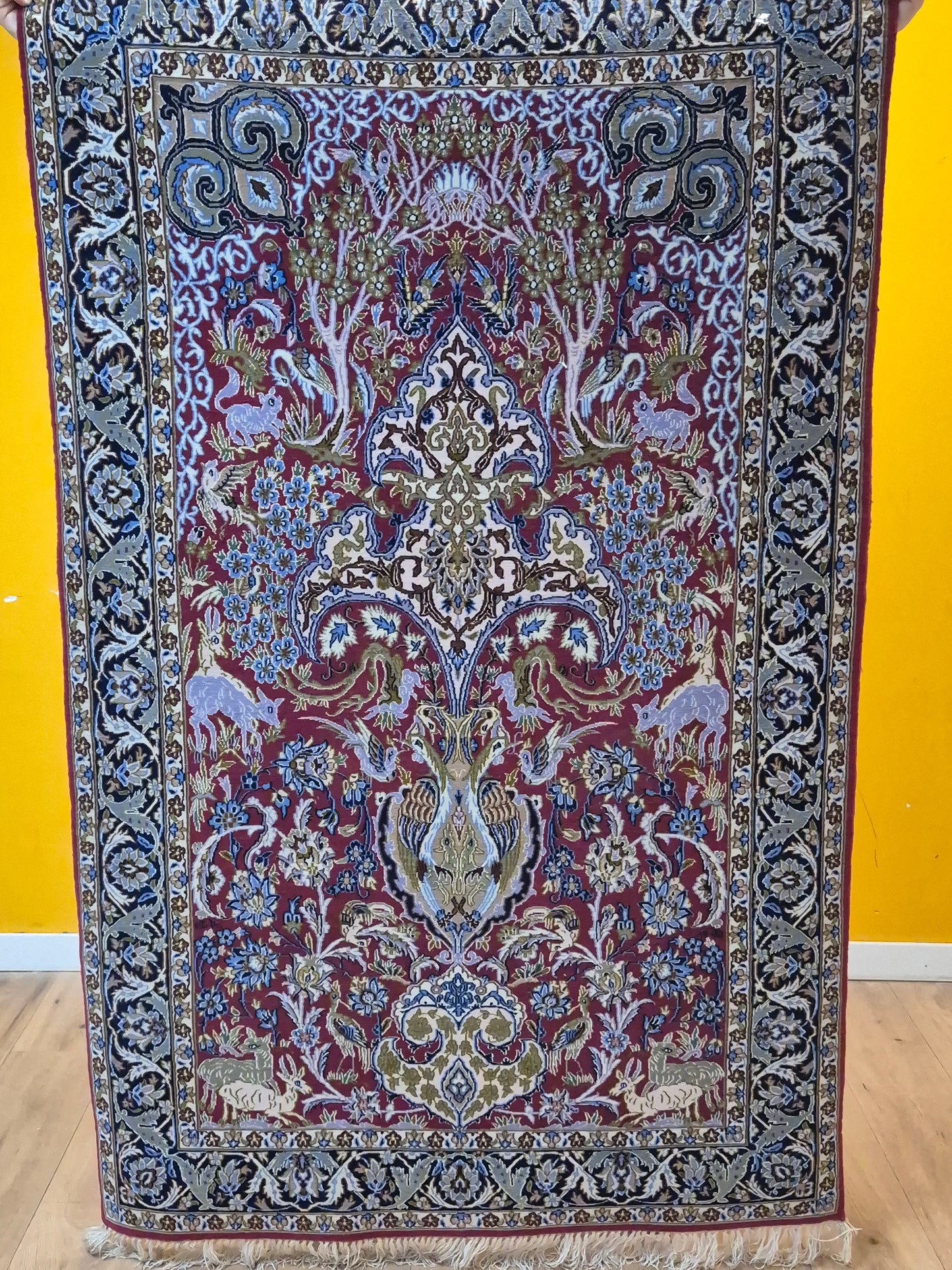 Isfahan Teppich Korkwolle Seide feine Handknüpfung