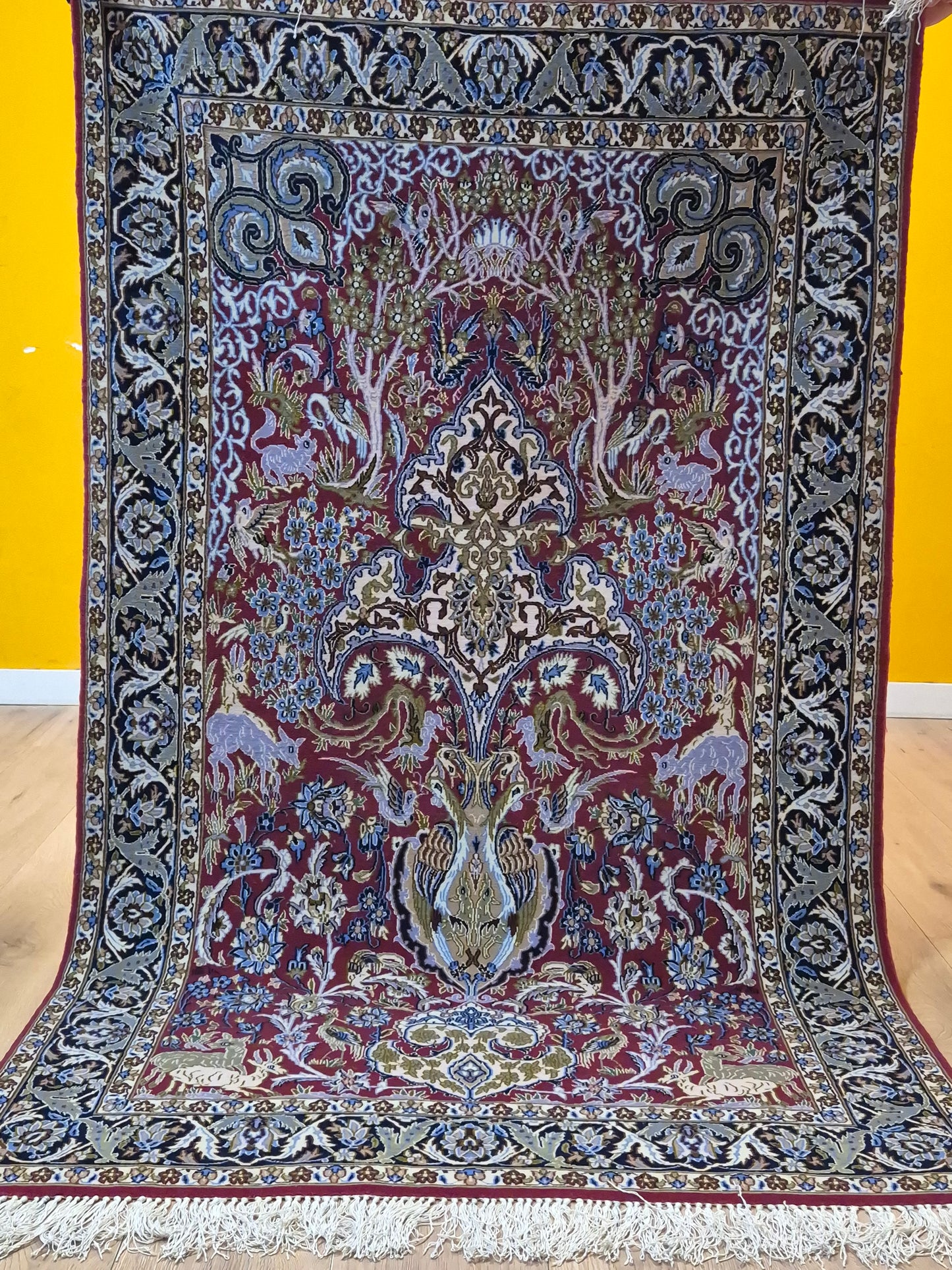 Isfahan Teppich Korkwolle Seide feine Handknüpfung