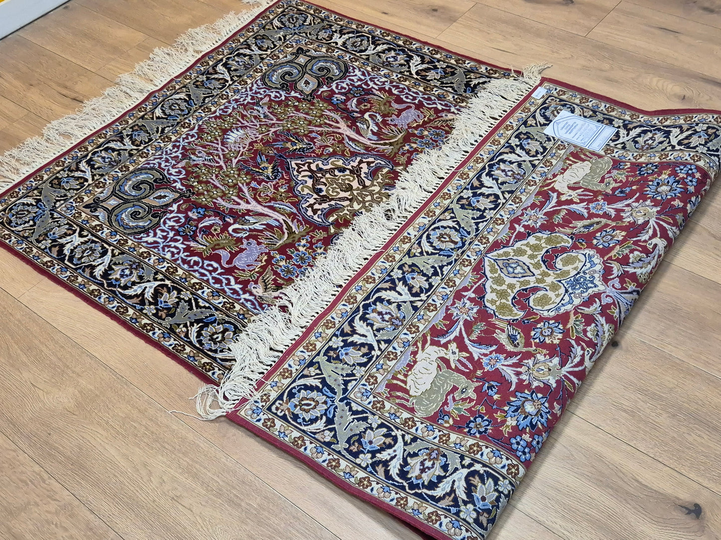 Isfahan Teppich Korkwolle Seide feine Handknüpfung