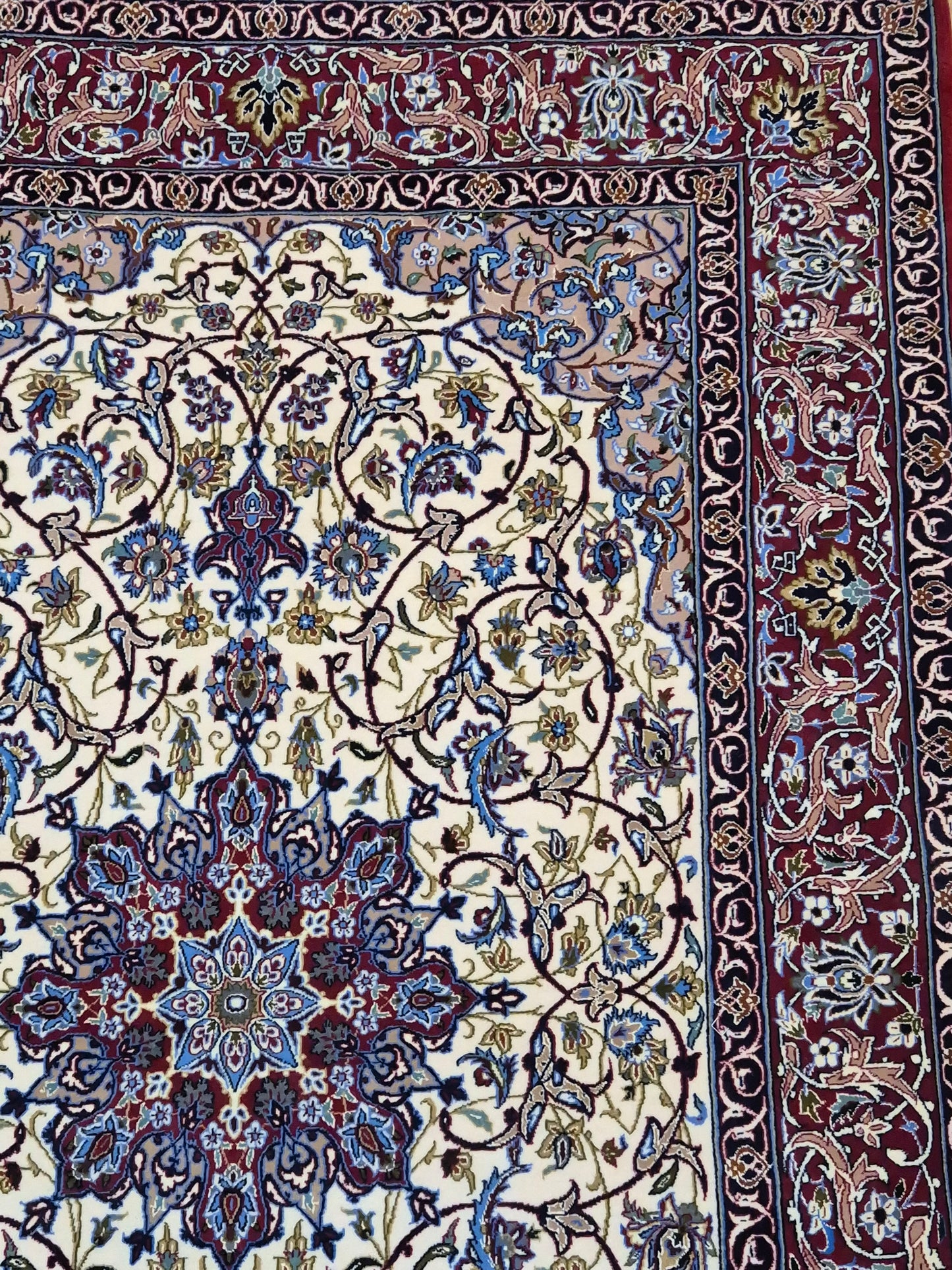 Isfahan Teppich Korkwolle mit Seide Medaillon feine Knüpfung