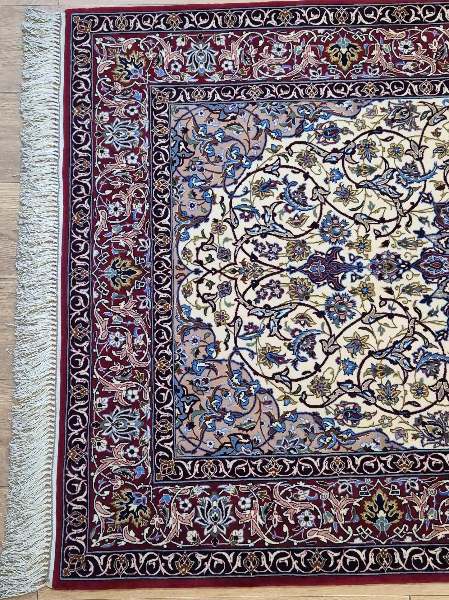 Isfahan Teppich Korkwolle mit Seide Medaillon feine Knüpfung