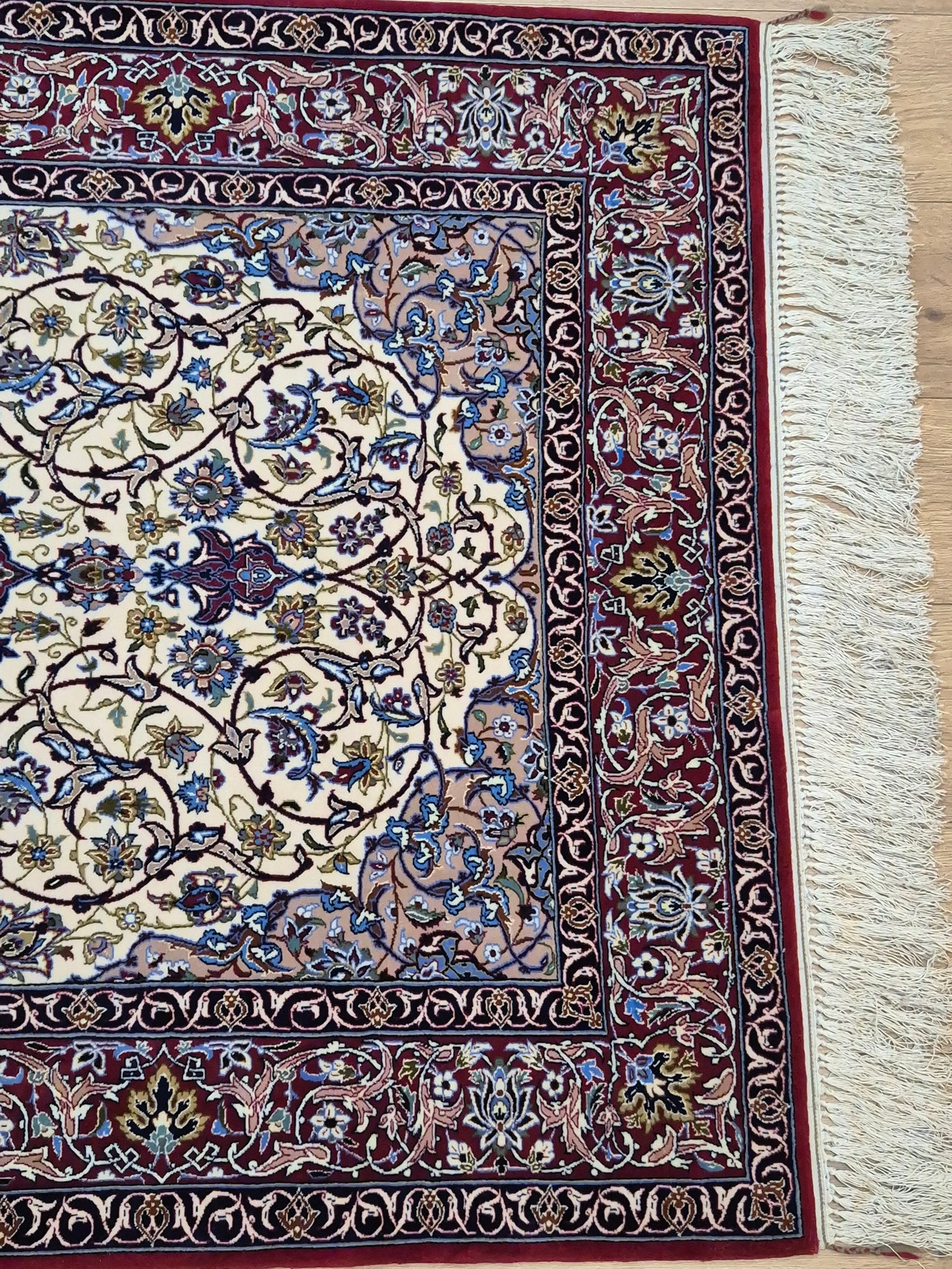 Isfahan Teppich Korkwolle mit Seide Medaillon feine Knüpfung