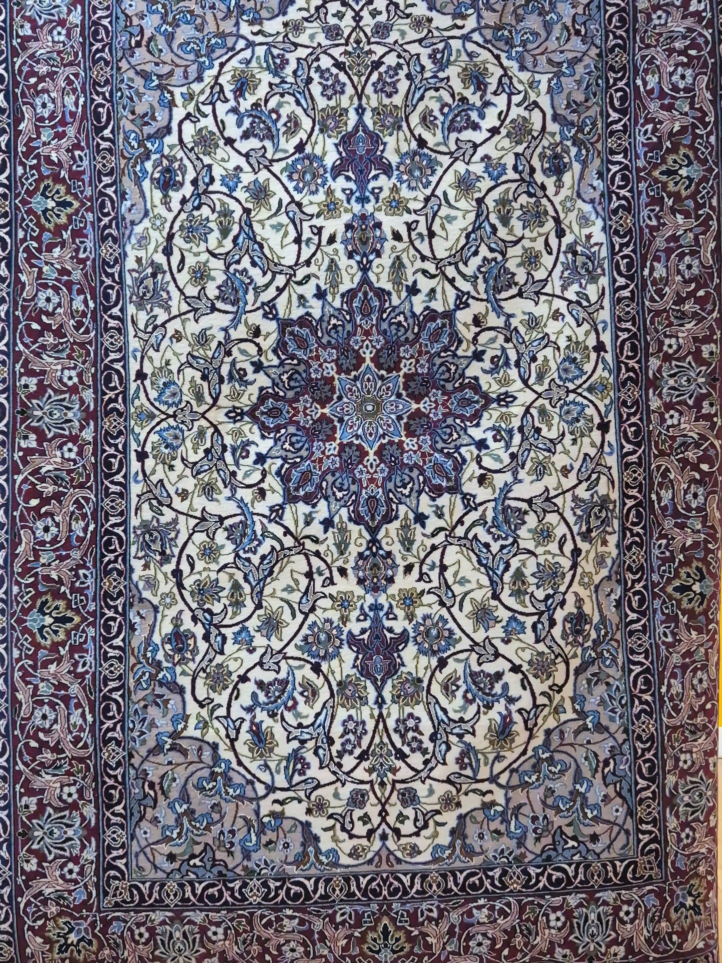 Isfahan Teppich Korkwolle mit Seide Medaillon feine Knüpfung