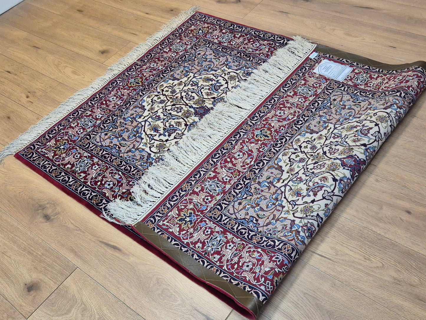 Isfahan Teppich Korkwolle mit Seide Medaillon feine Knüpfung