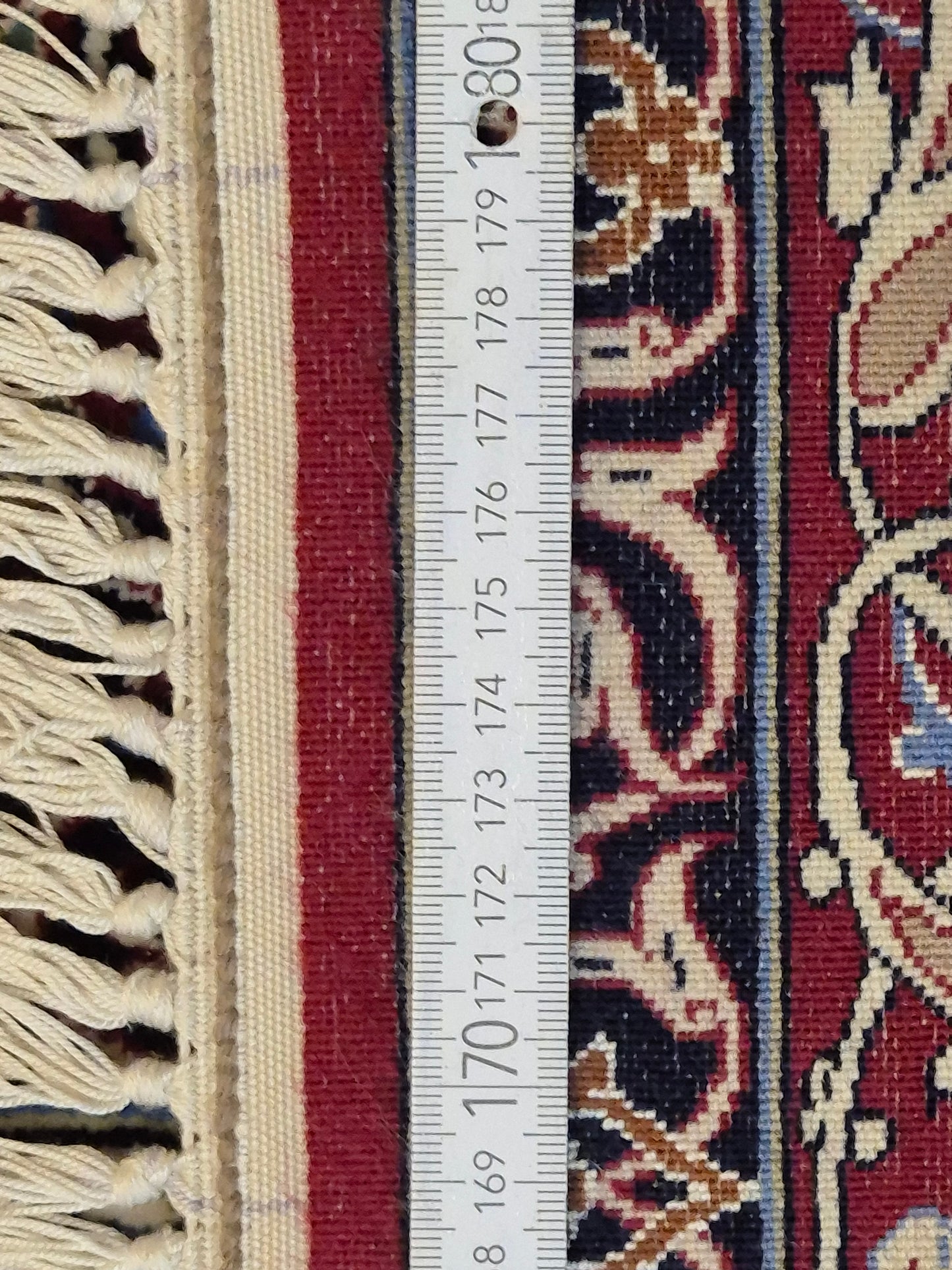 Isfahan Teppich Korkwolle mit Seide Medaillon feine Knüpfung