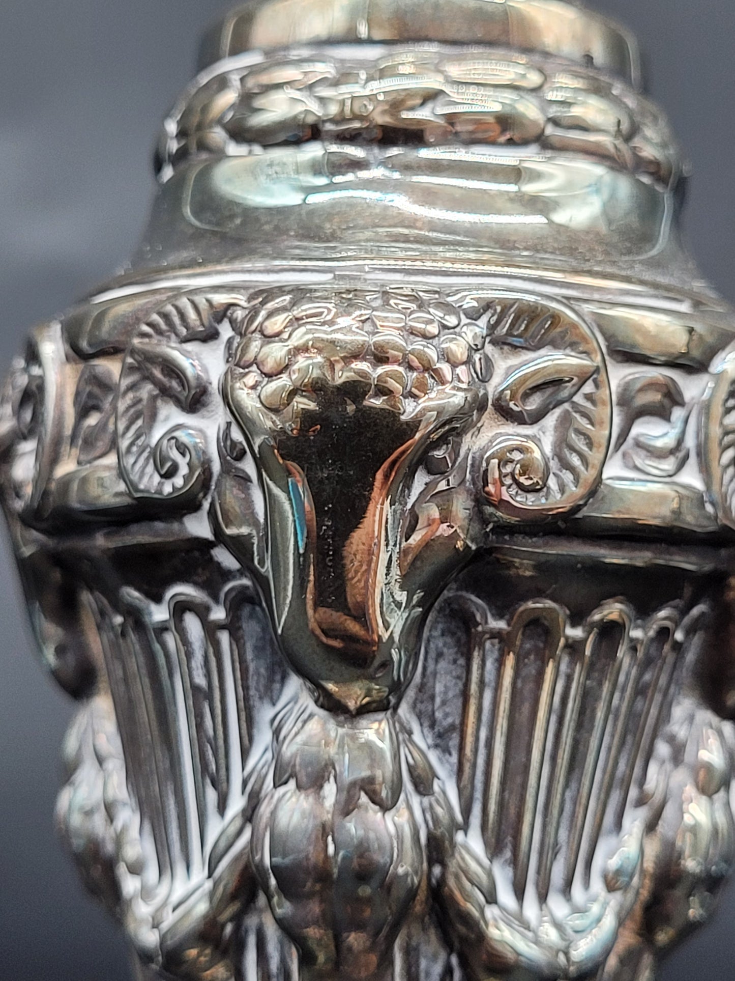 Paar Kerzenständer EPNS Versilbert im Klassischen Stil Englische Meistermarke