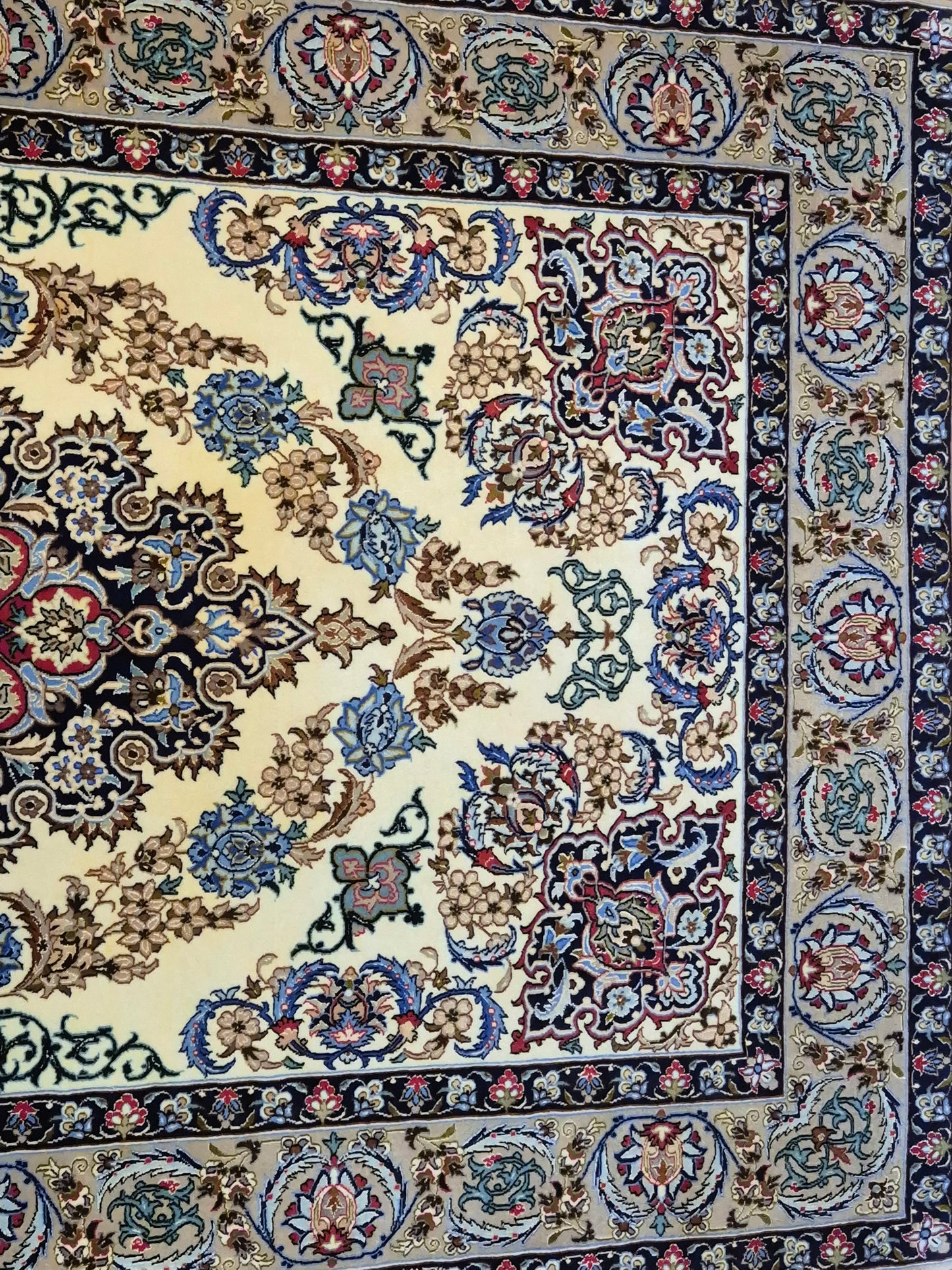 Isfahan Teppich Korkwolle mit Seide Medaillon feine Knüpfung