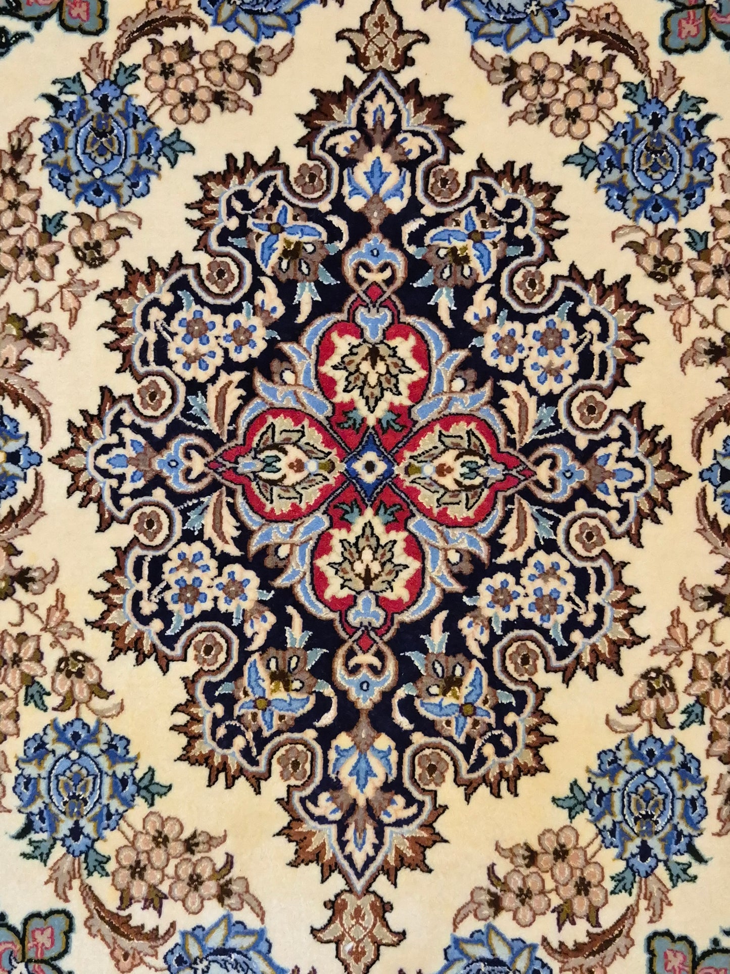 Isfahan Teppich Korkwolle mit Seide Medaillon feine Knüpfung