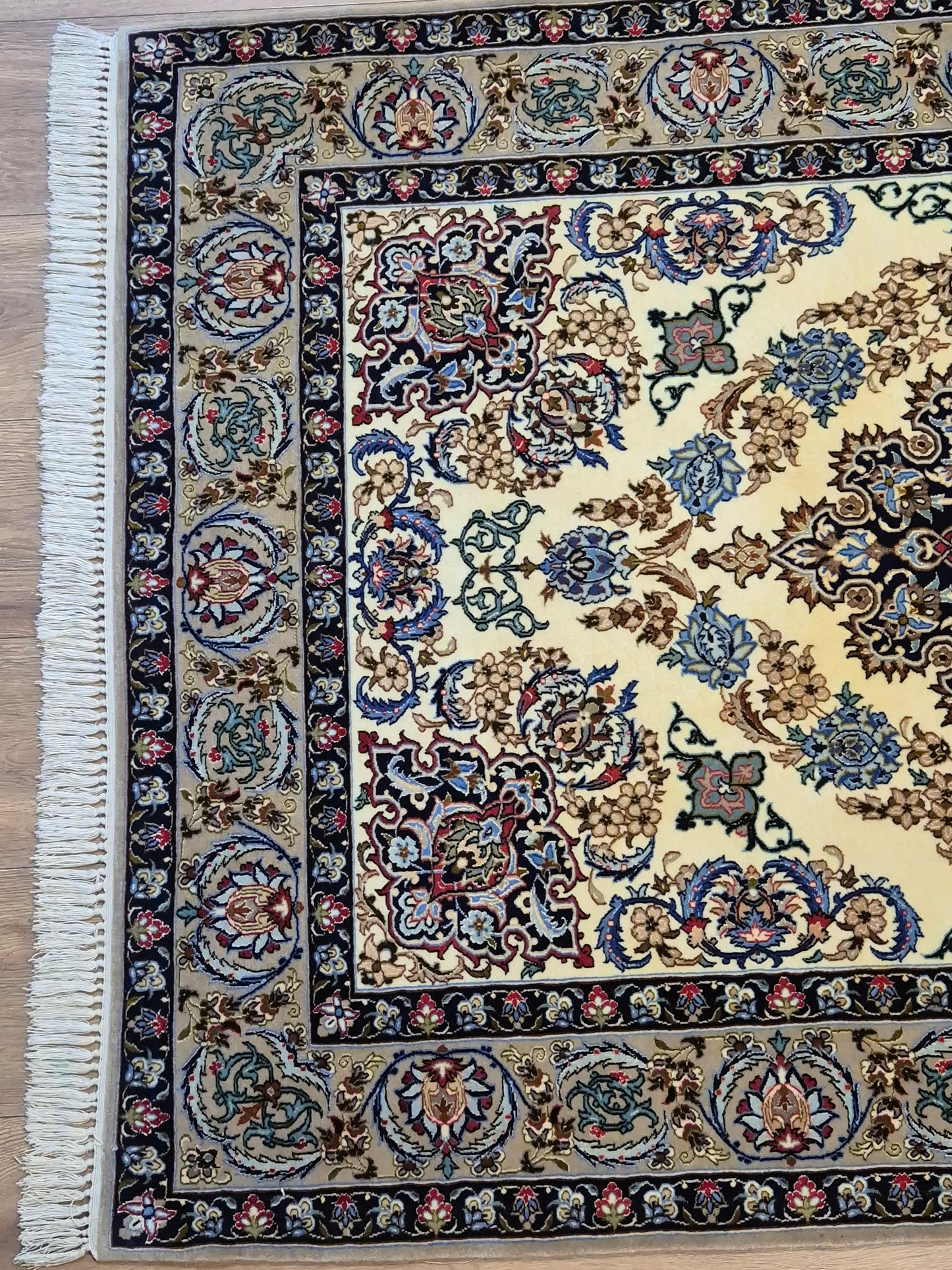 Isfahan Teppich Korkwolle mit Seide Medaillon feine Knüpfung