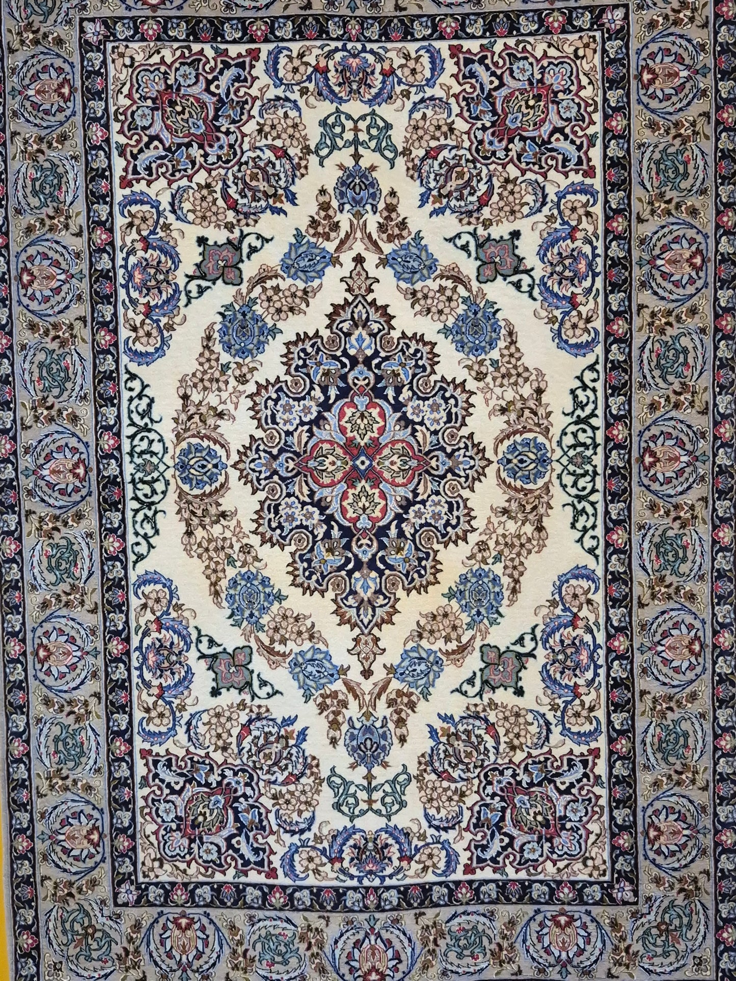 Isfahan Teppich Korkwolle mit Seide Medaillon feine Knüpfung