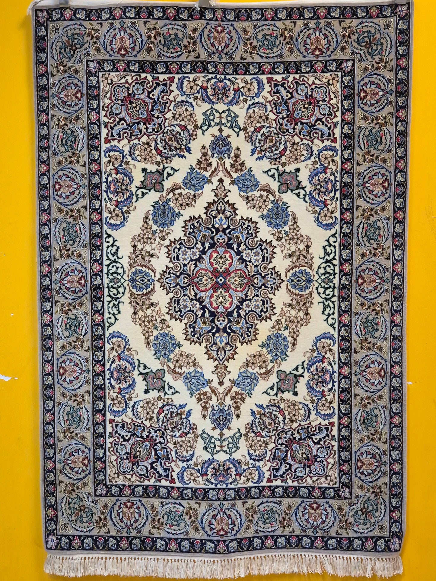 Isfahan Teppich Korkwolle mit Seide Medaillon feine Knüpfung