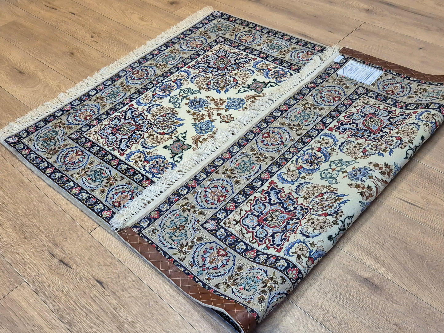 Isfahan Teppich Korkwolle mit Seide Medaillon feine Knüpfung