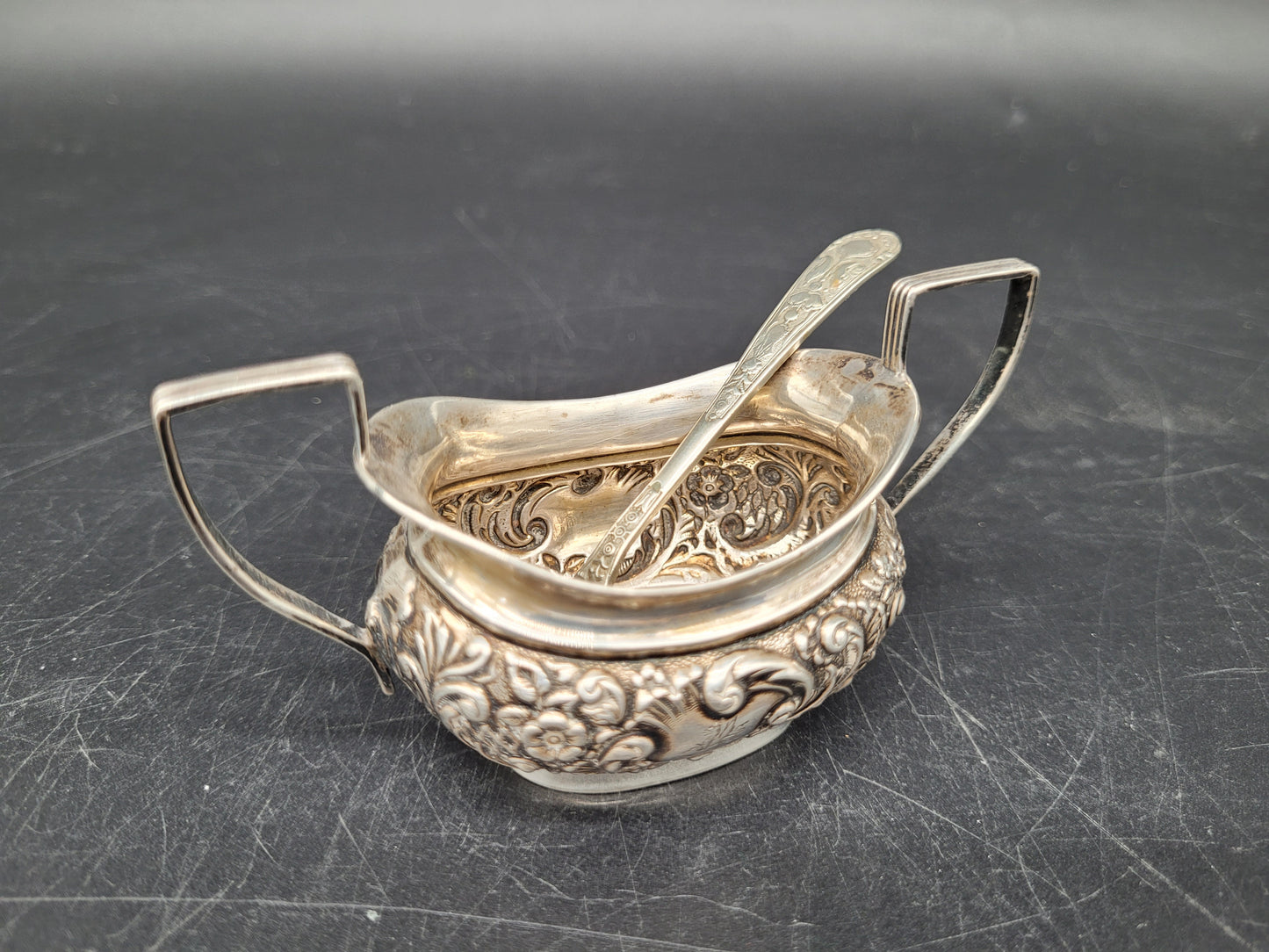 Set 2 Milchkännchen Sterling Silber 925 mit Löffeln britische Meistermarke