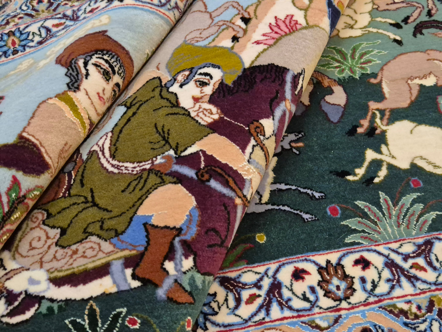 Isfahan Teppich Korkwolle mit Seide figürlich fein signiert