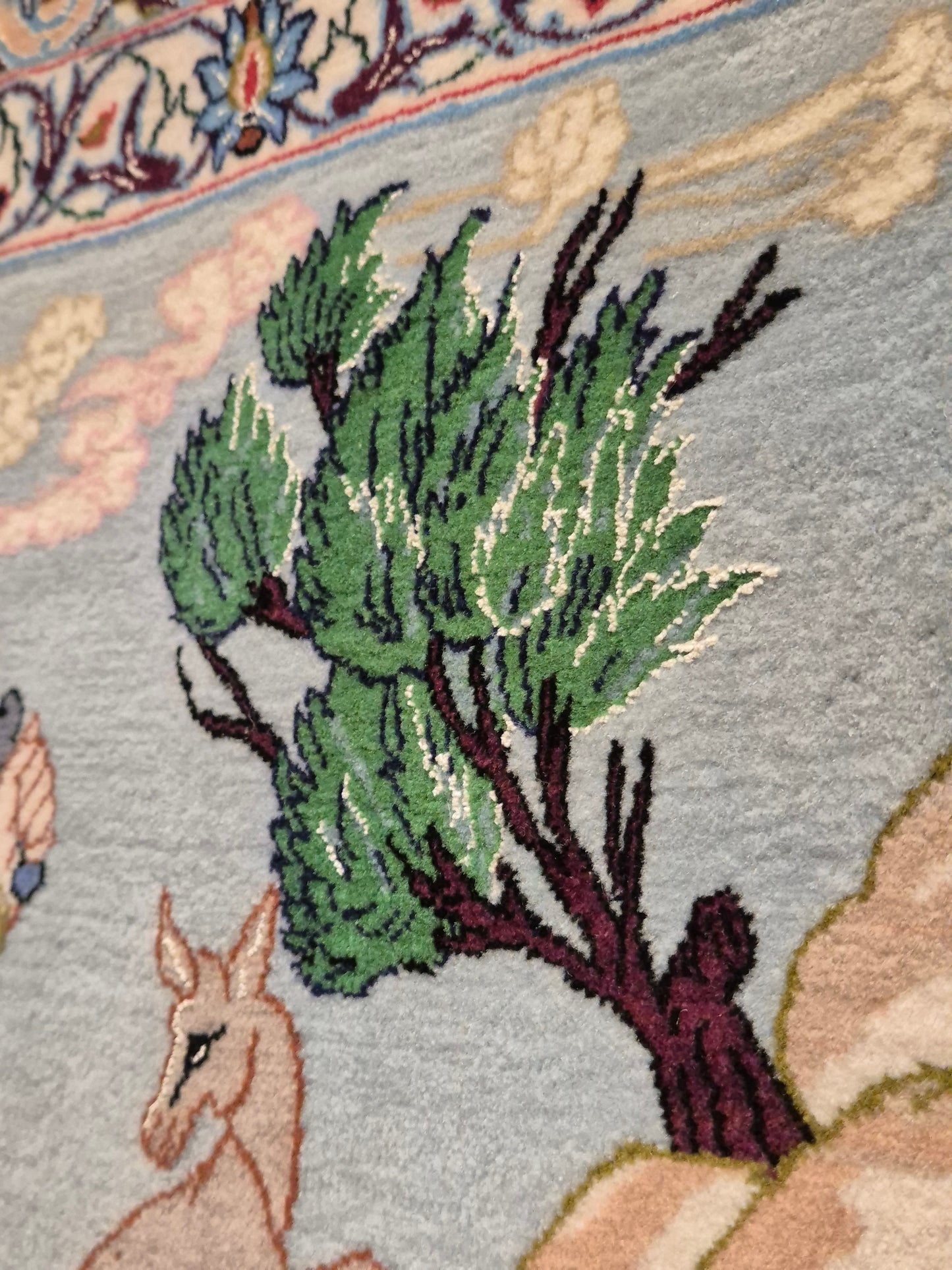 Isfahan Teppich Korkwolle mit Seide figürlich fein signiert