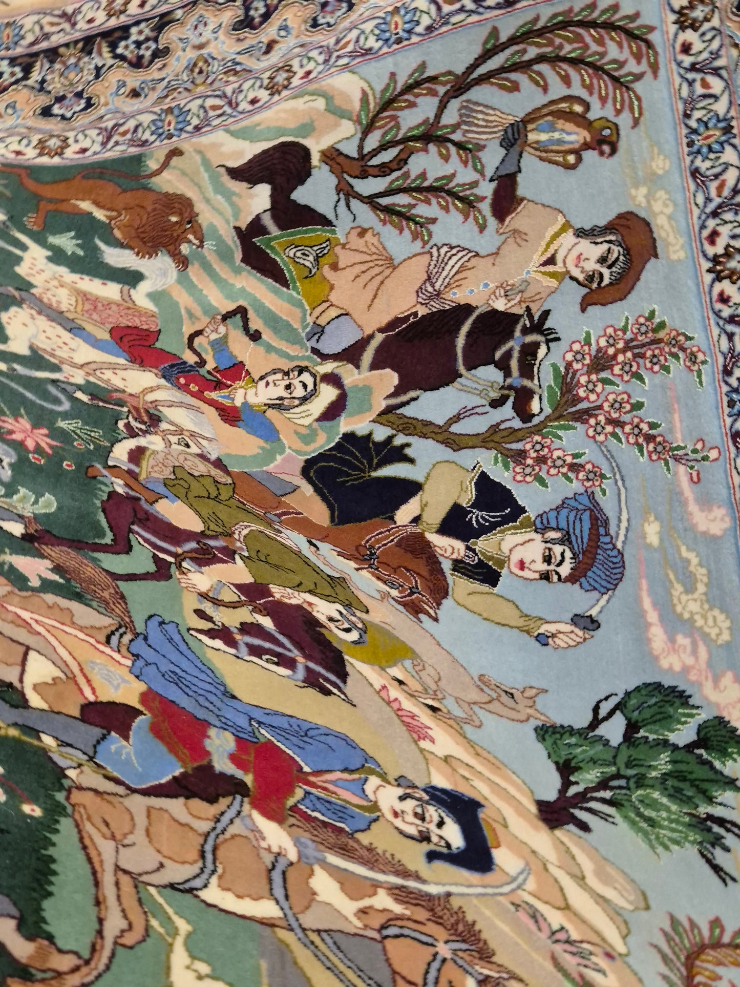 Isfahan Teppich Korkwolle mit Seide figürlich fein signiert