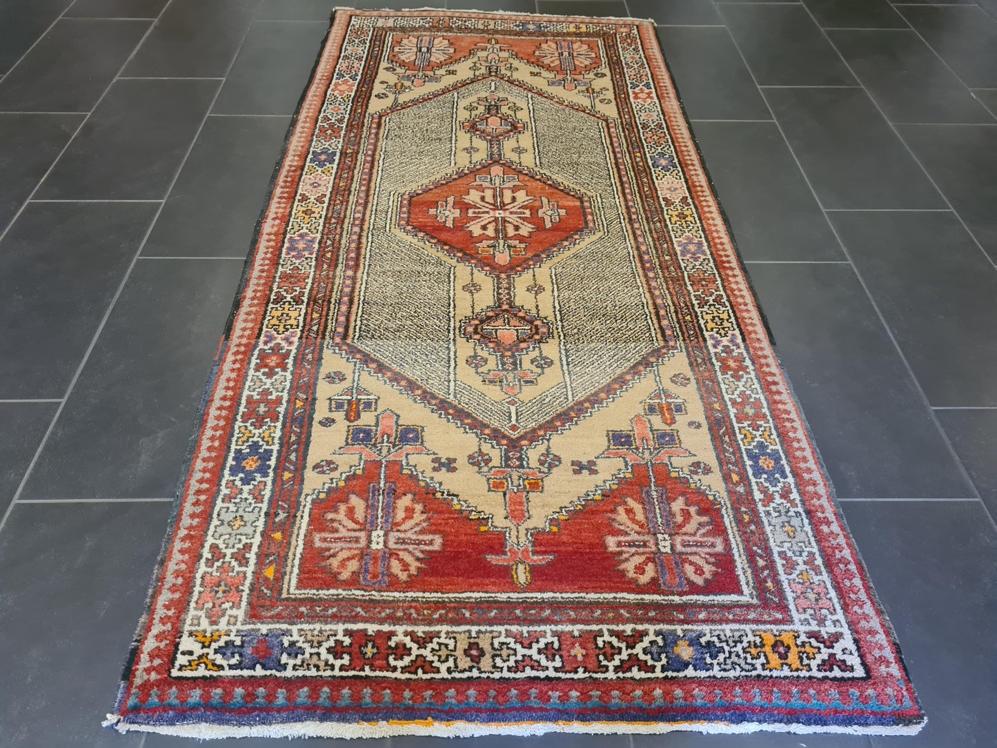 Perserteppich Orientteppich Handgeknüpfter Teppich Heris 225x105cm
