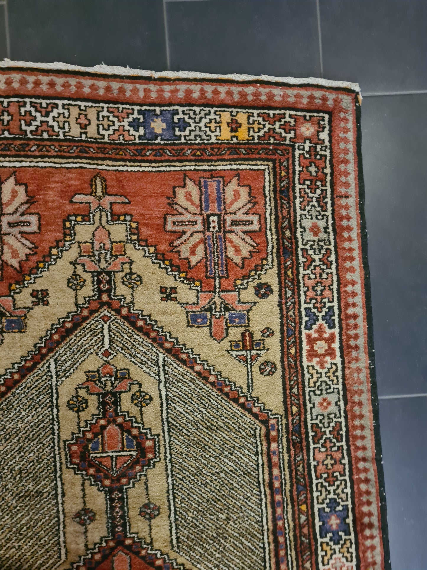 Perserteppich Orientteppich Handgeknüpfter Teppich Heris 225x105cm