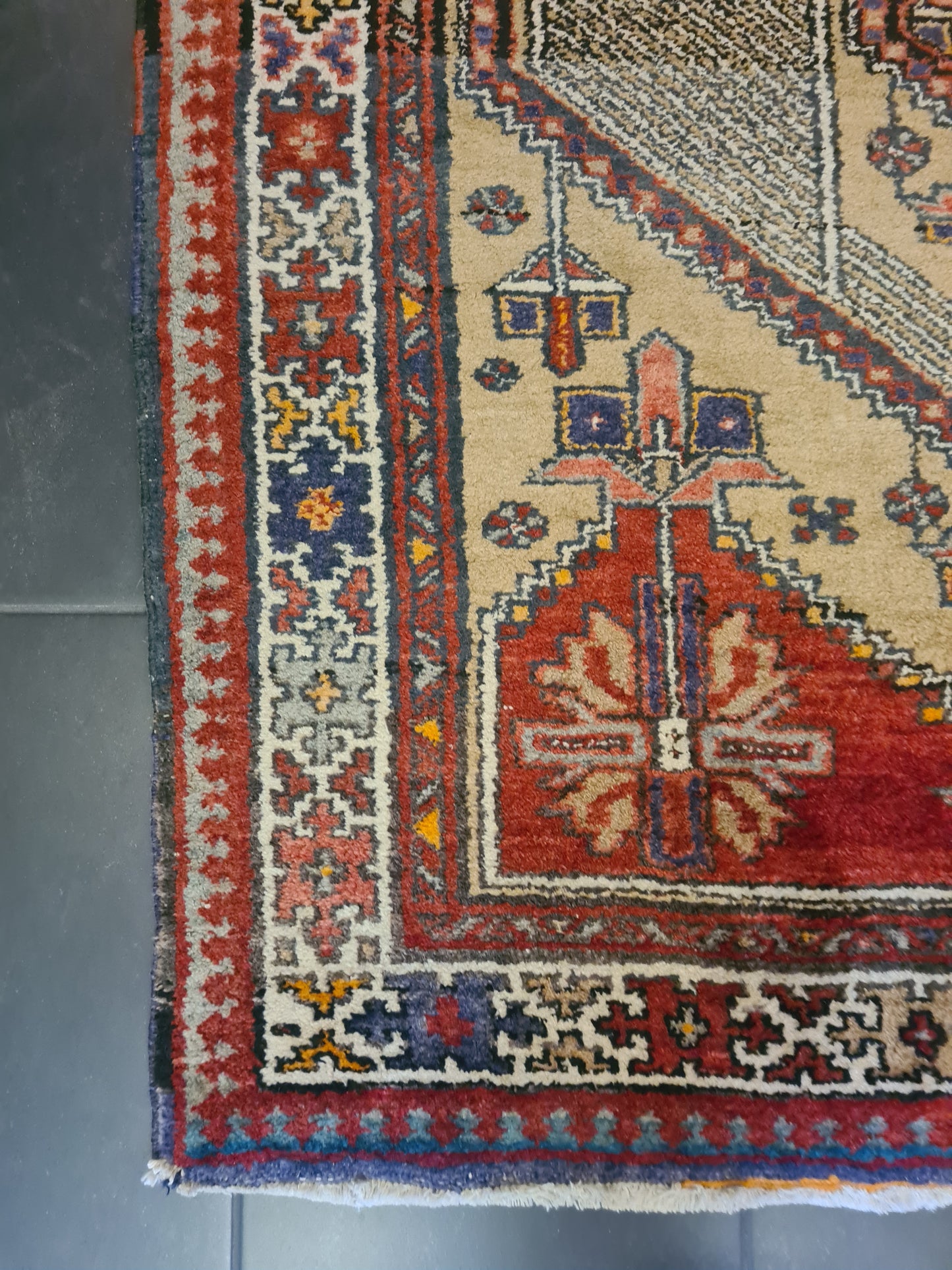 Perserteppich Orientteppich Handgeknüpfter Teppich Heris 225x105cm