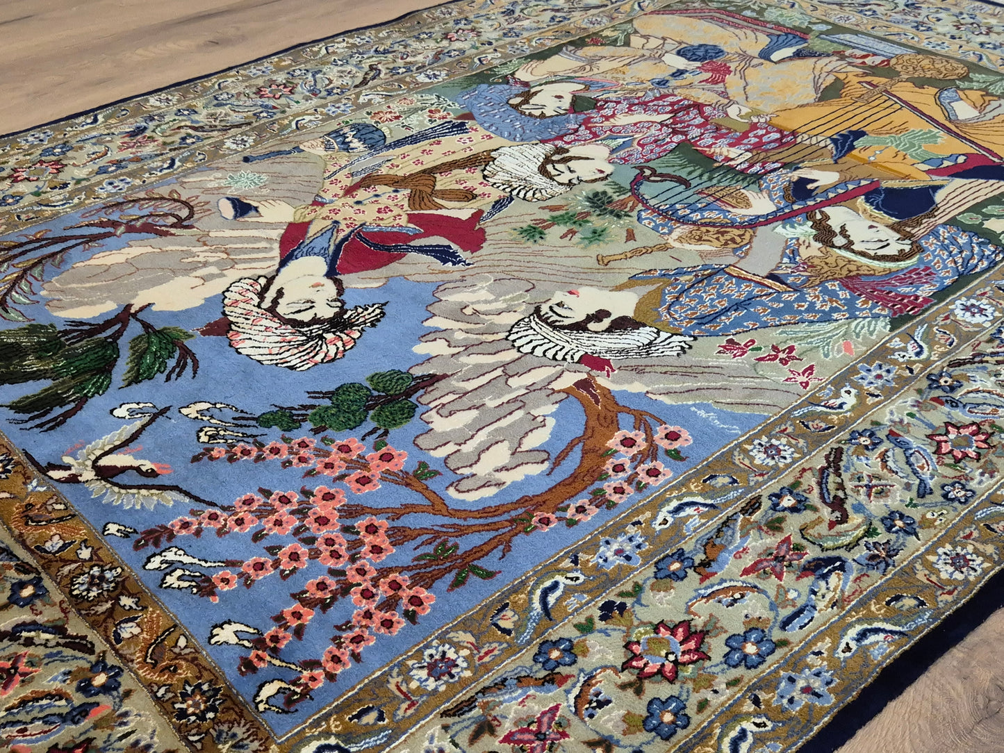 Isfahan Teppich Korkwolle mit Seide figürlich fein signiert