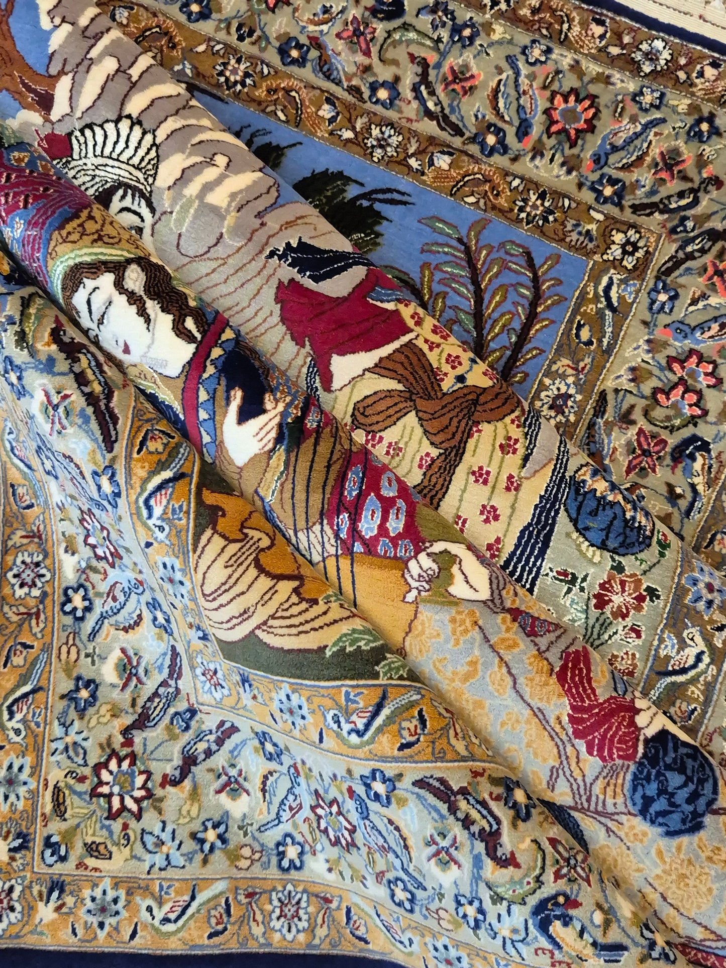 Isfahan Teppich Korkwolle mit Seide figürlich fein signiert