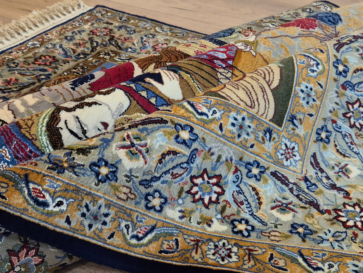 Isfahan Teppich Korkwolle mit Seide figürlich fein signiert